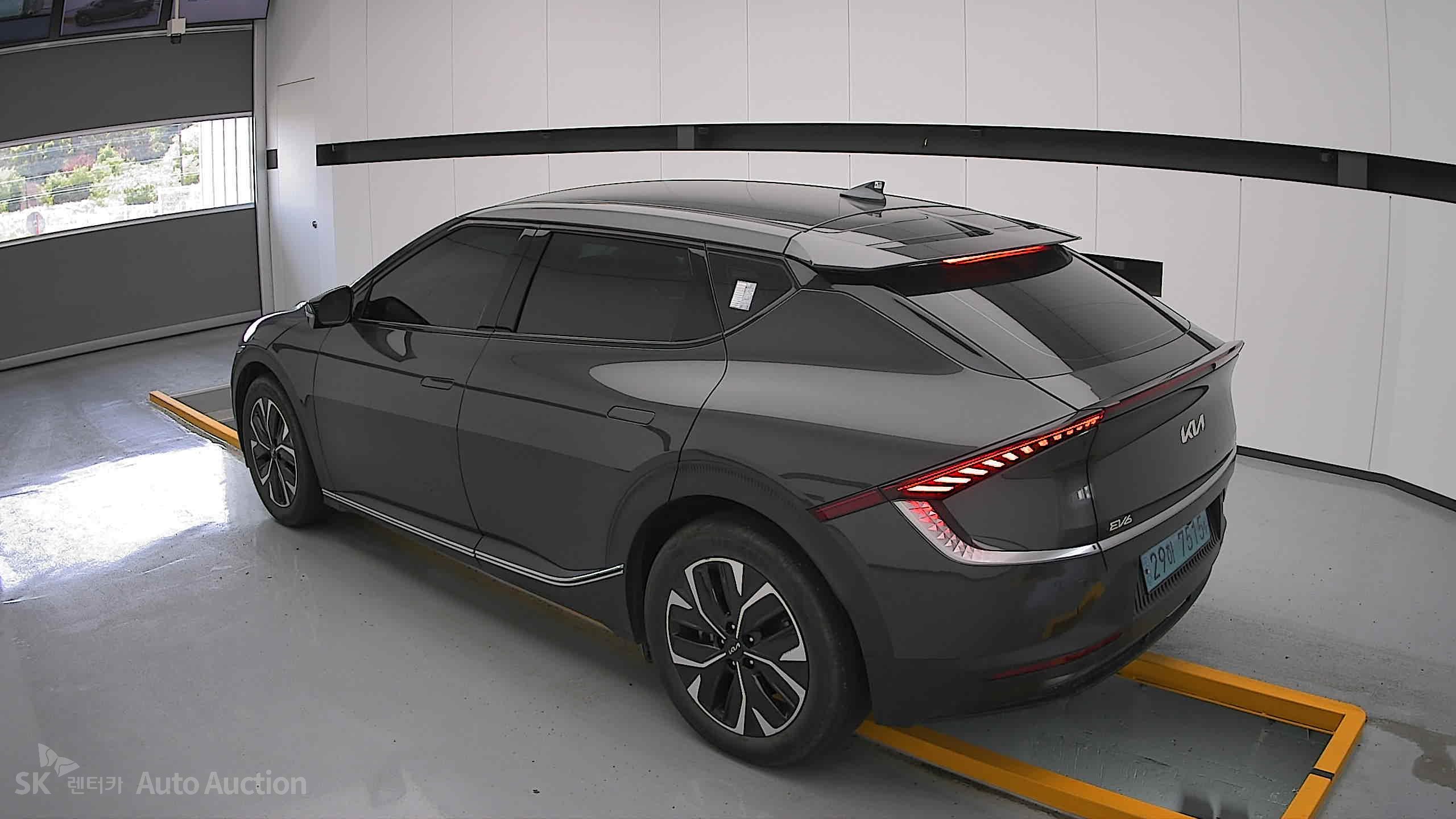2022 - kia ev6