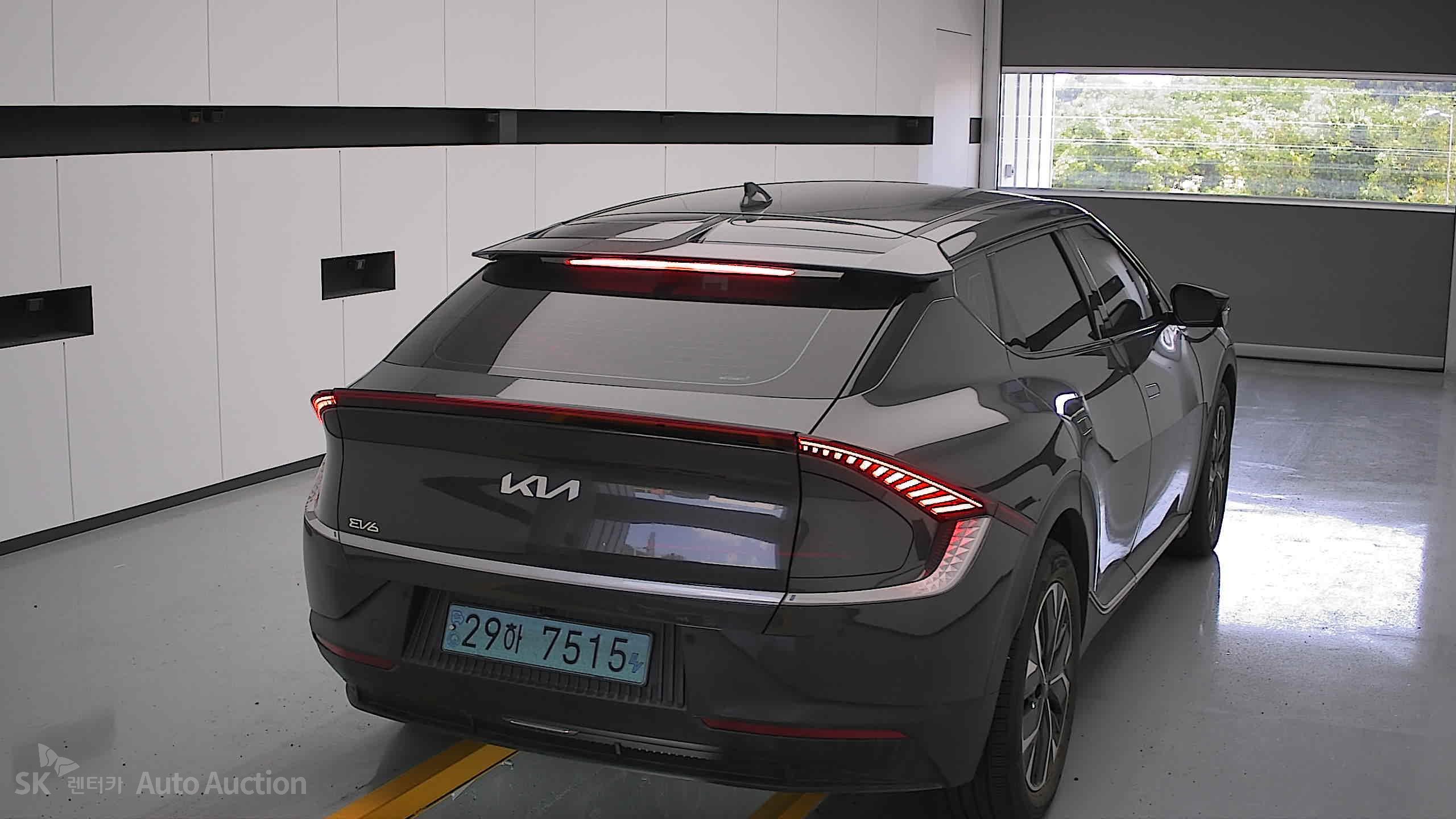 2022 - kia ev6