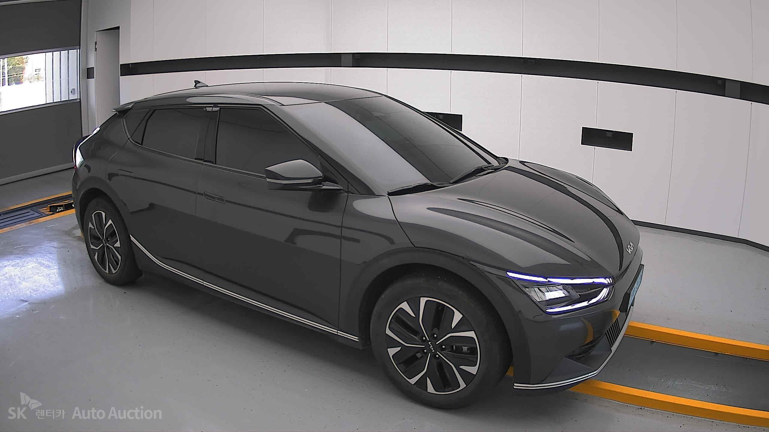 2022 - kia ev6
