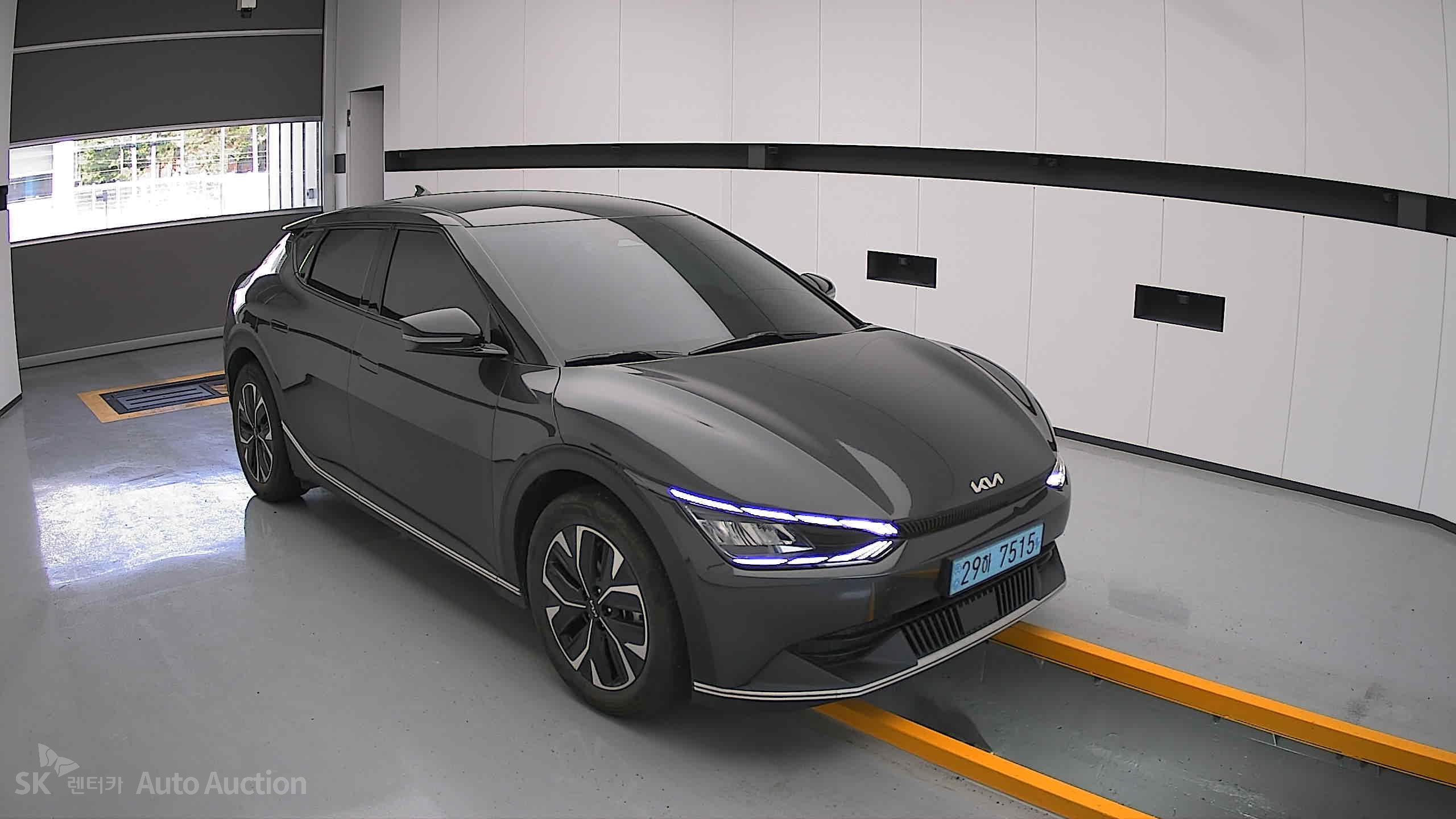 2022 - kia ev6