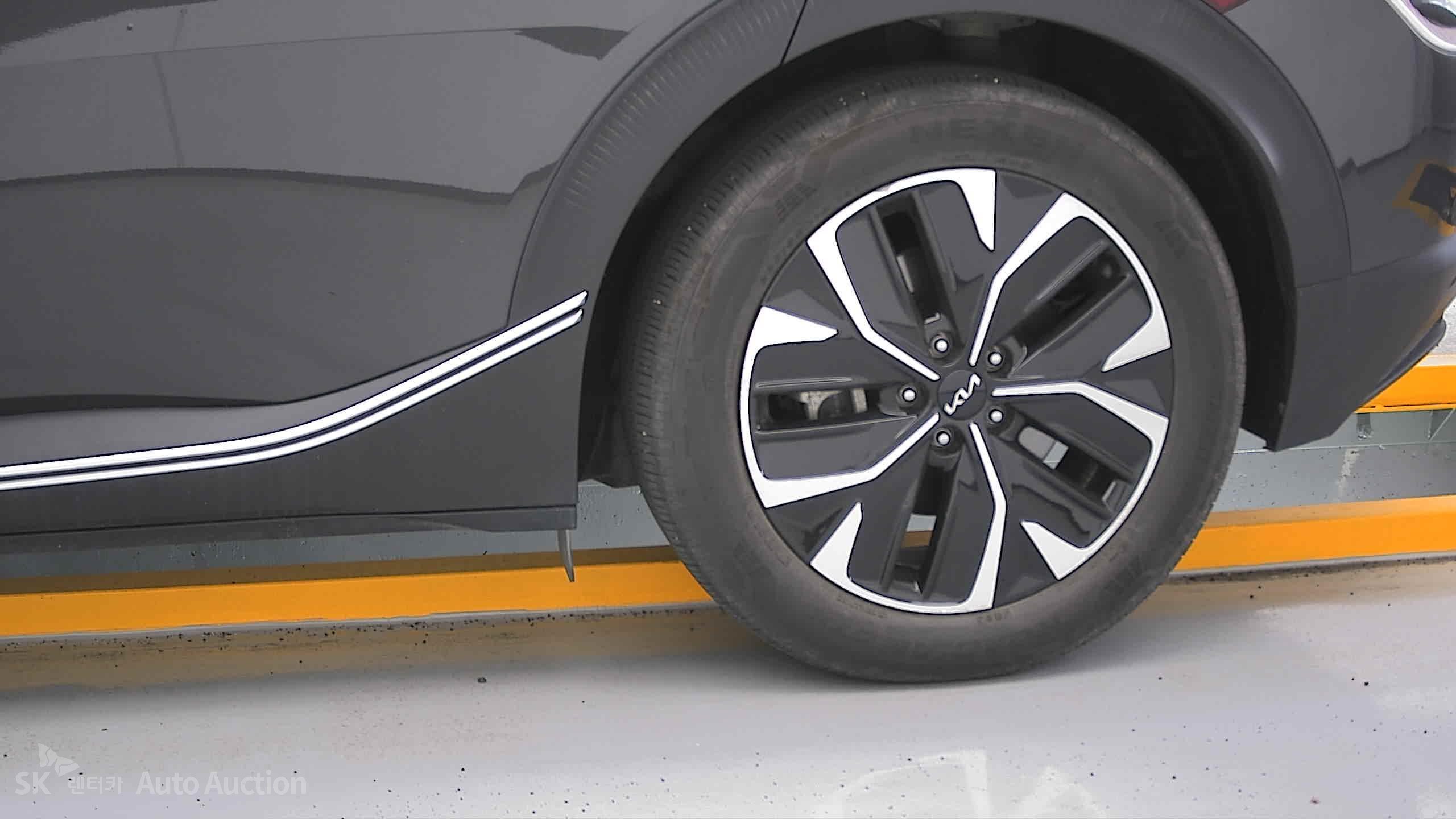 2022 - kia ev6