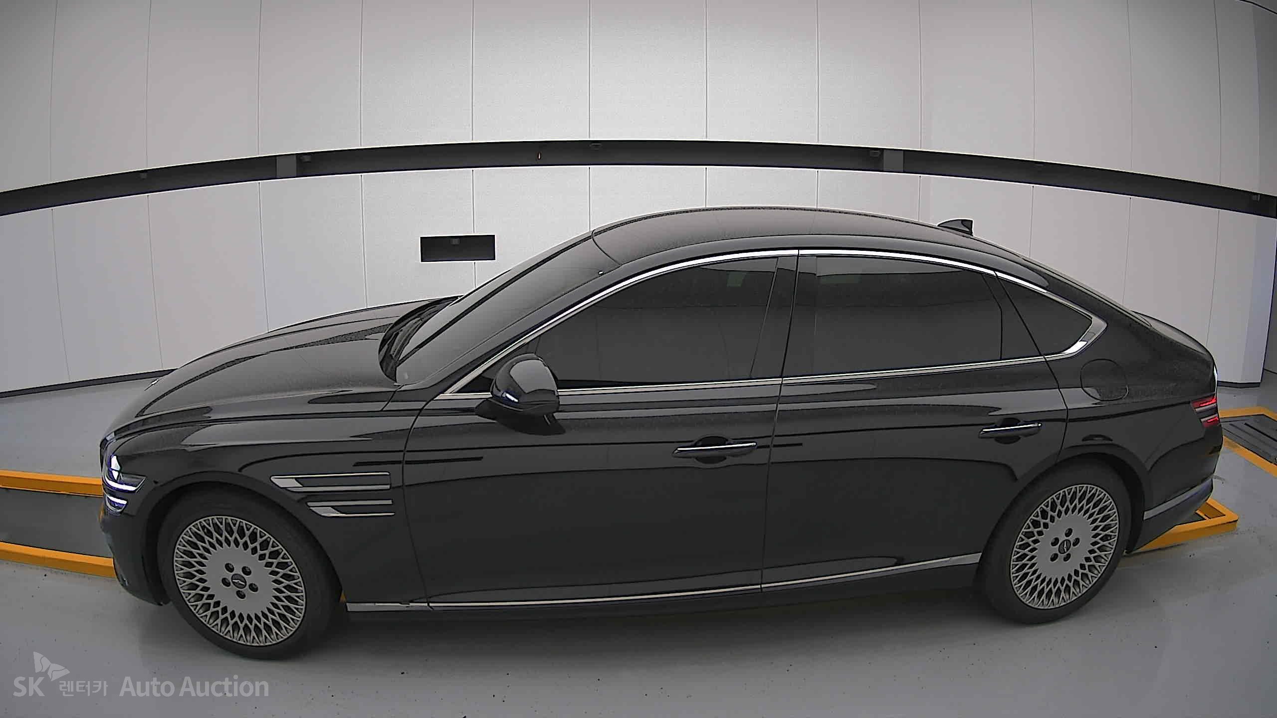 2022 - genesis g80