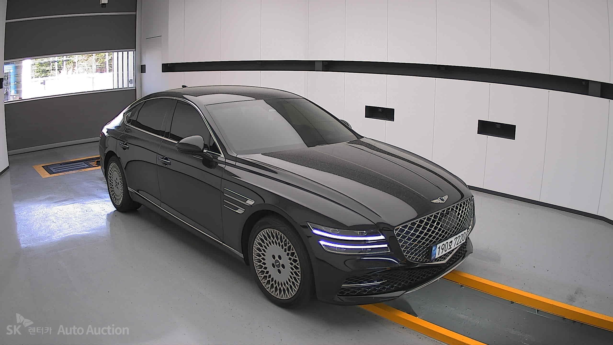 2022 - genesis g80