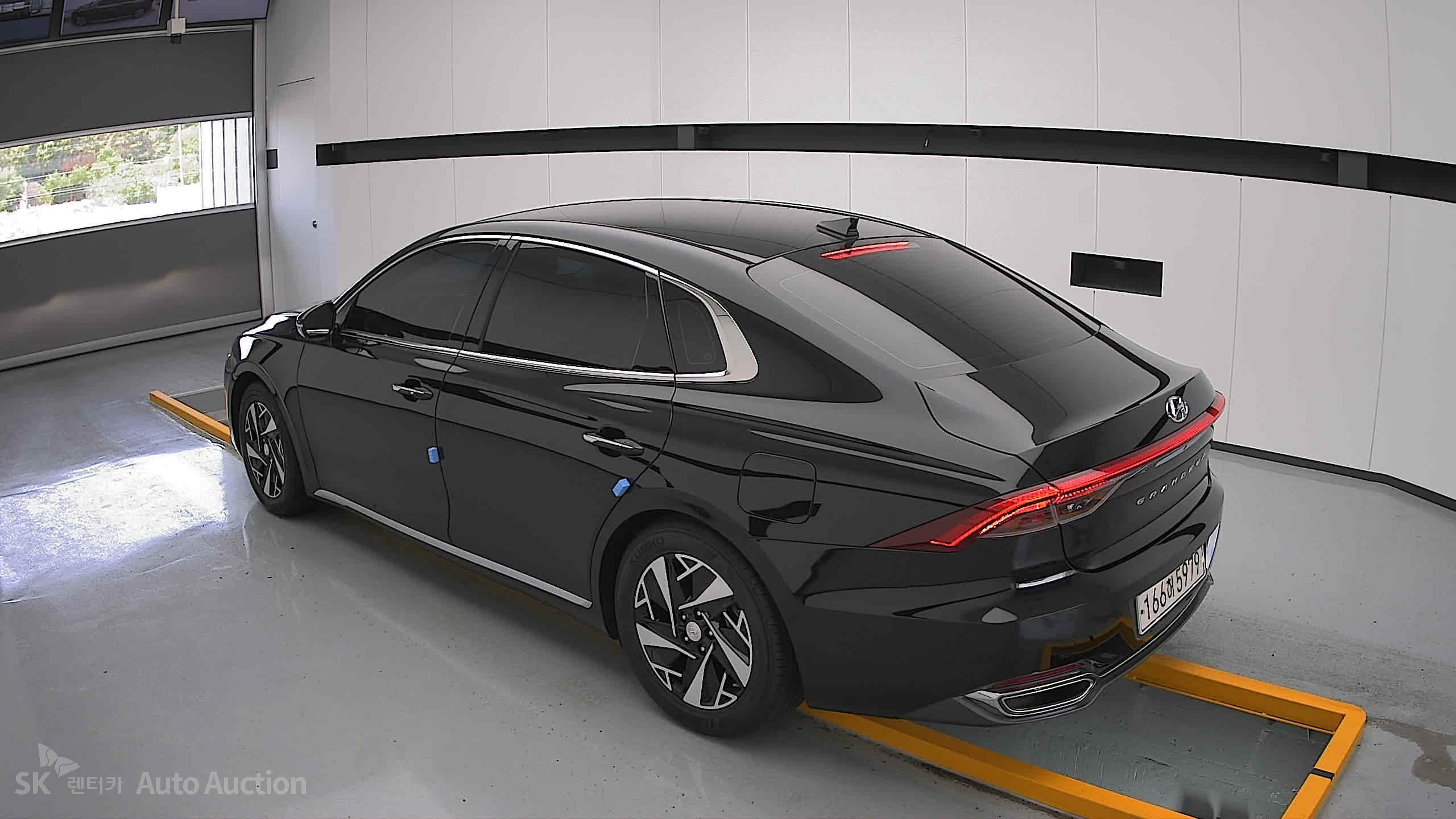 2020 - hyundai grandeur