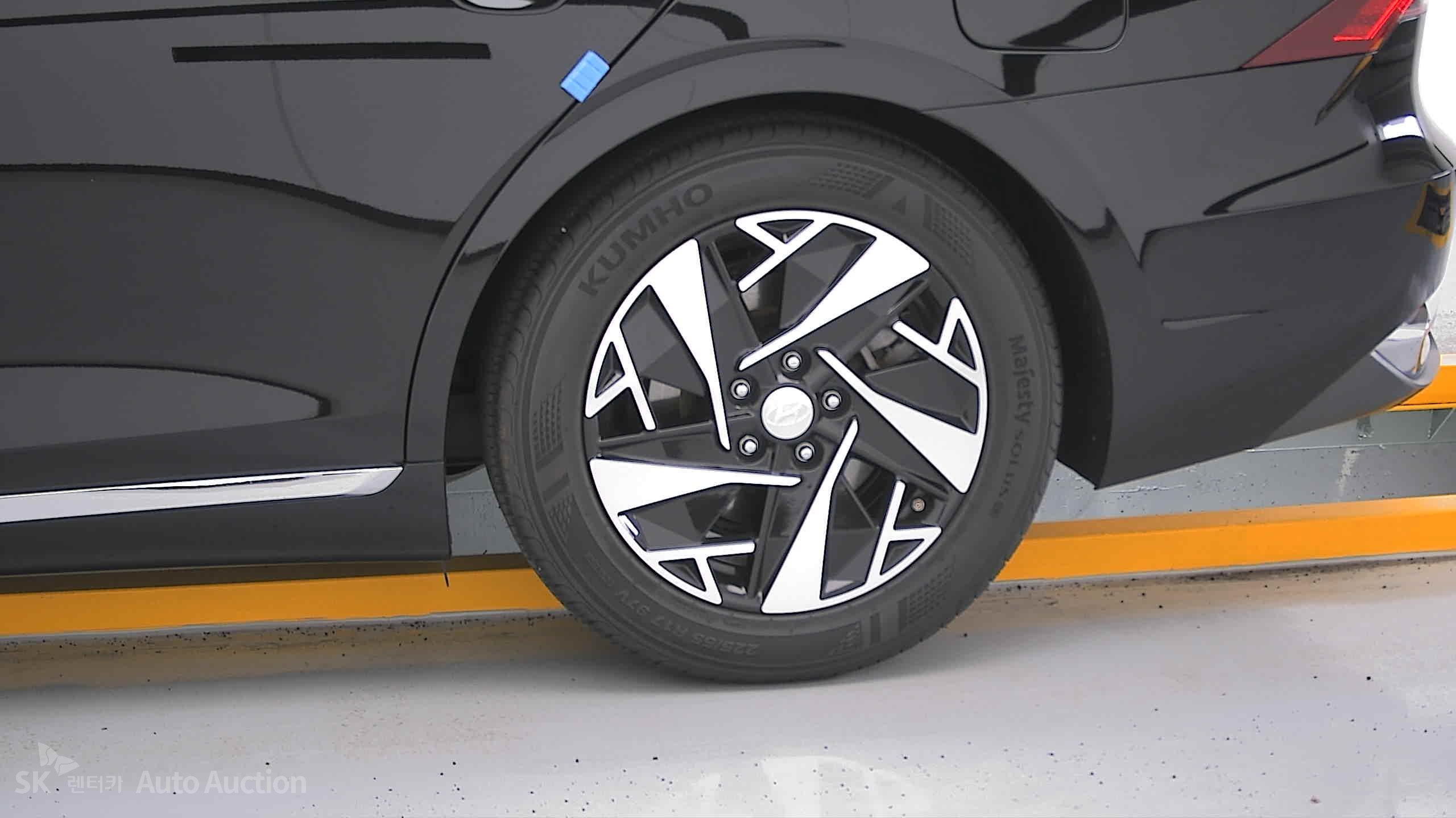 2020 - hyundai grandeur