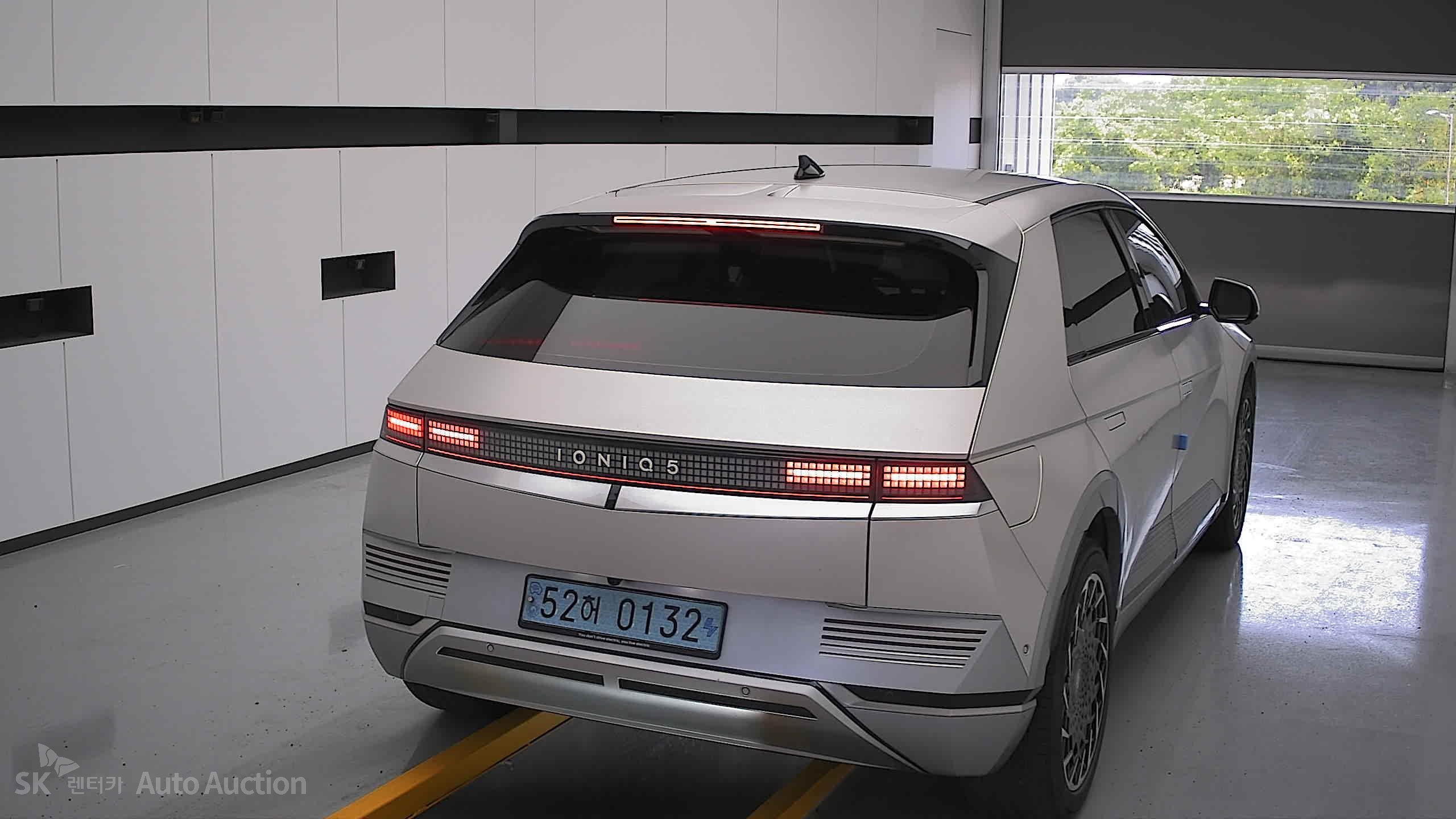 2022 - hyundai ioniq
