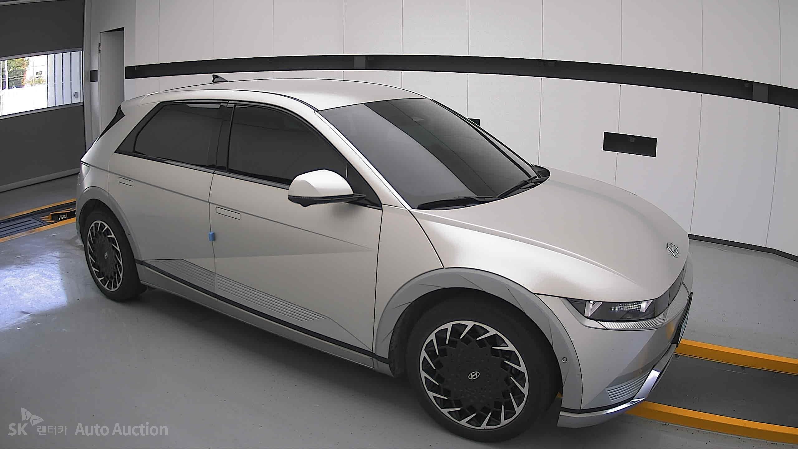 2022 - hyundai ioniq
