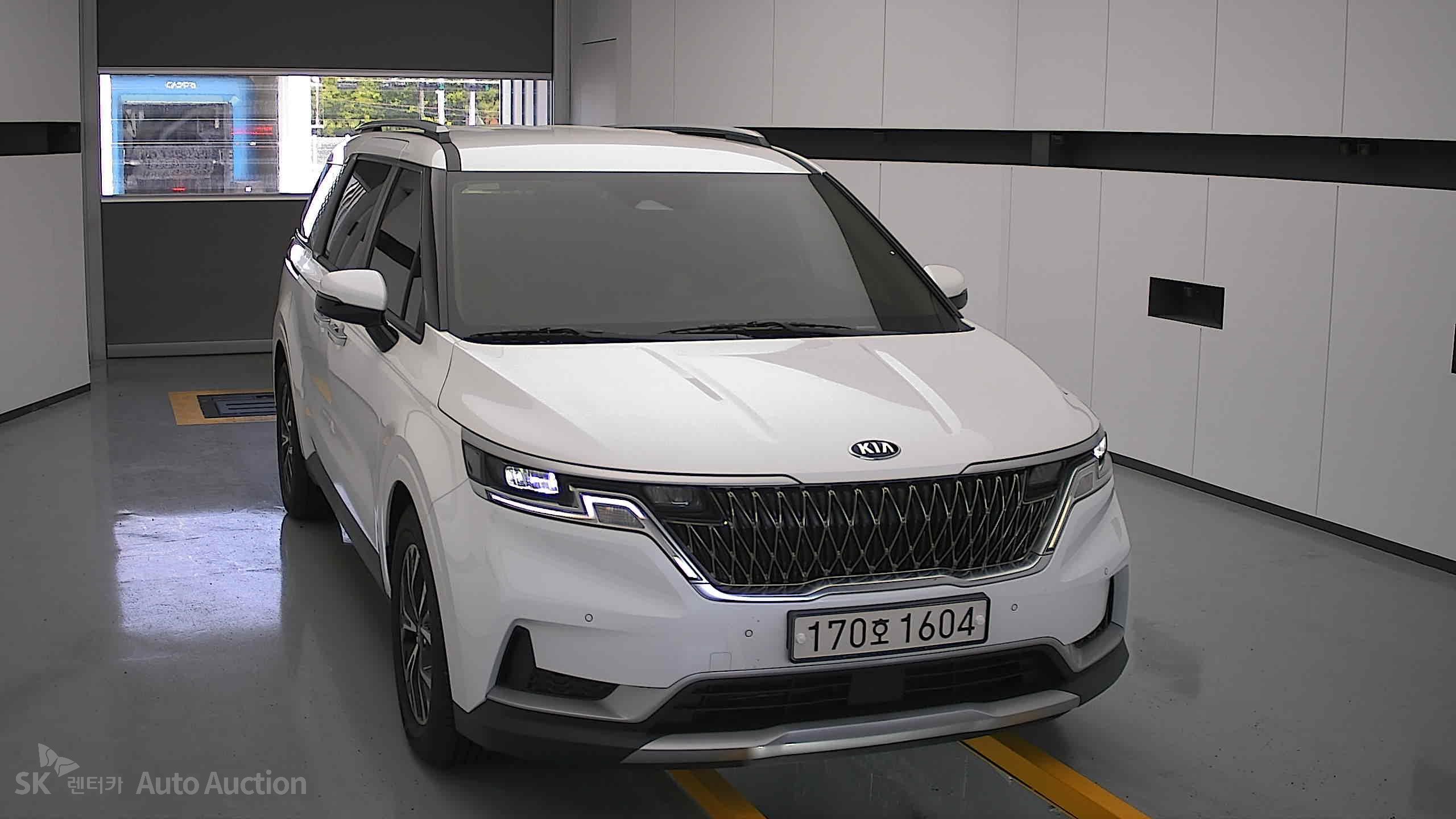 2021 - kia carnival