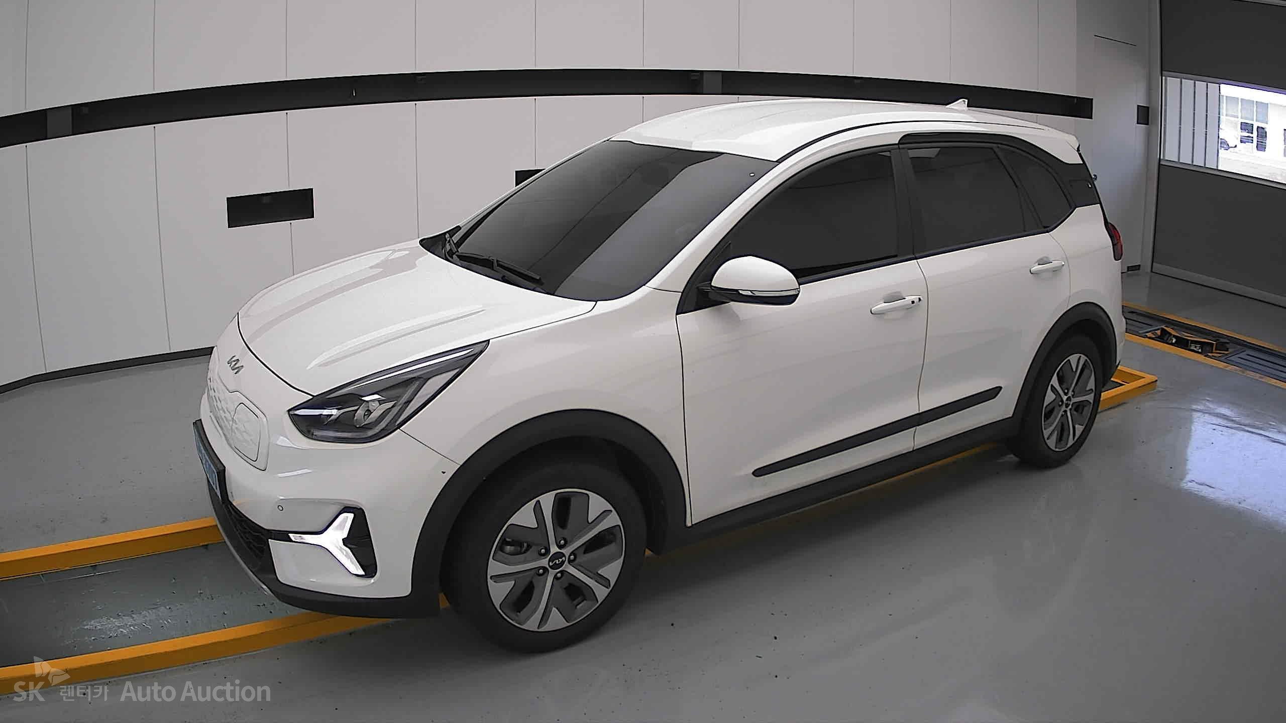2023 - kia niro