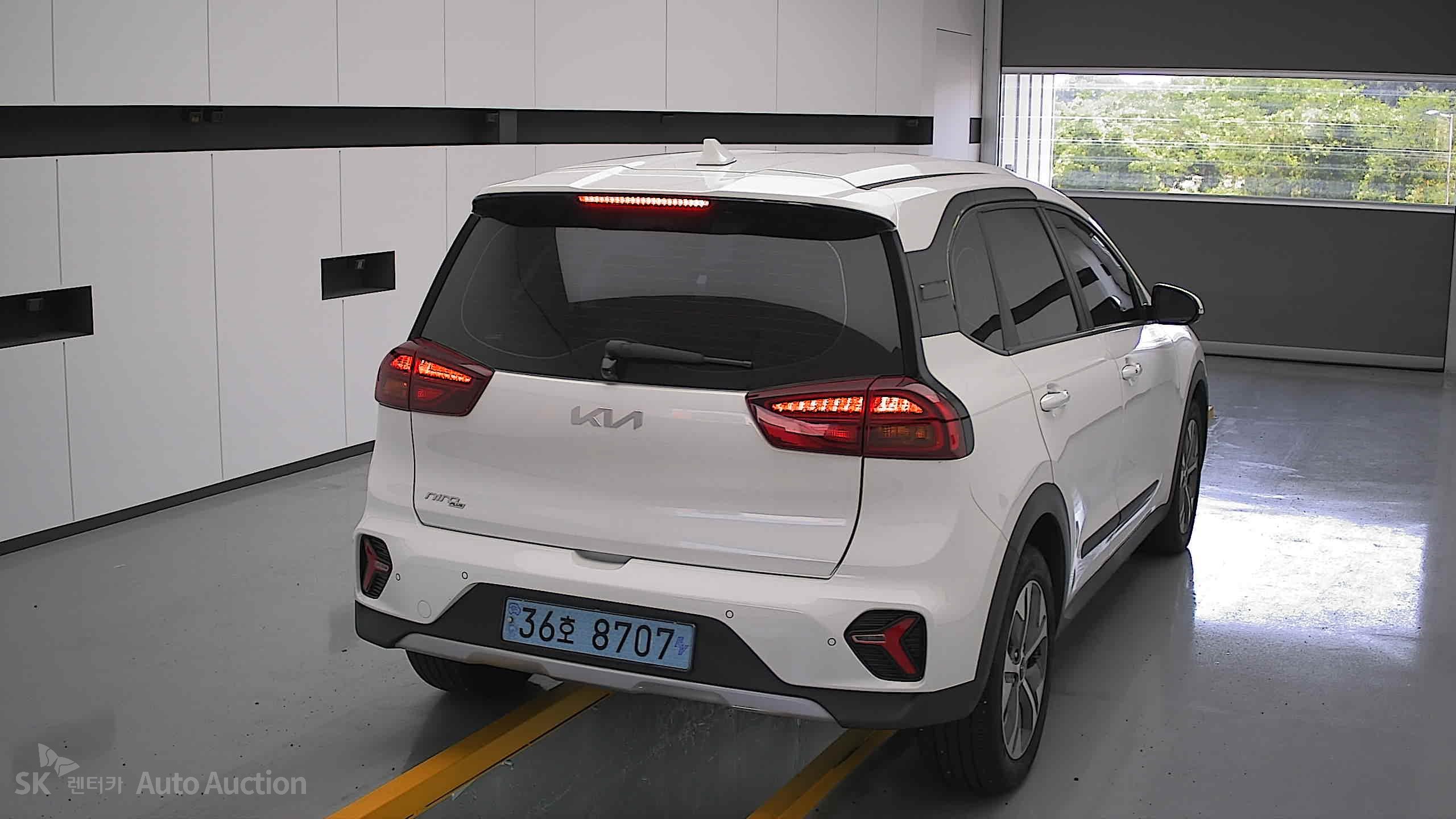 2023 - kia niro