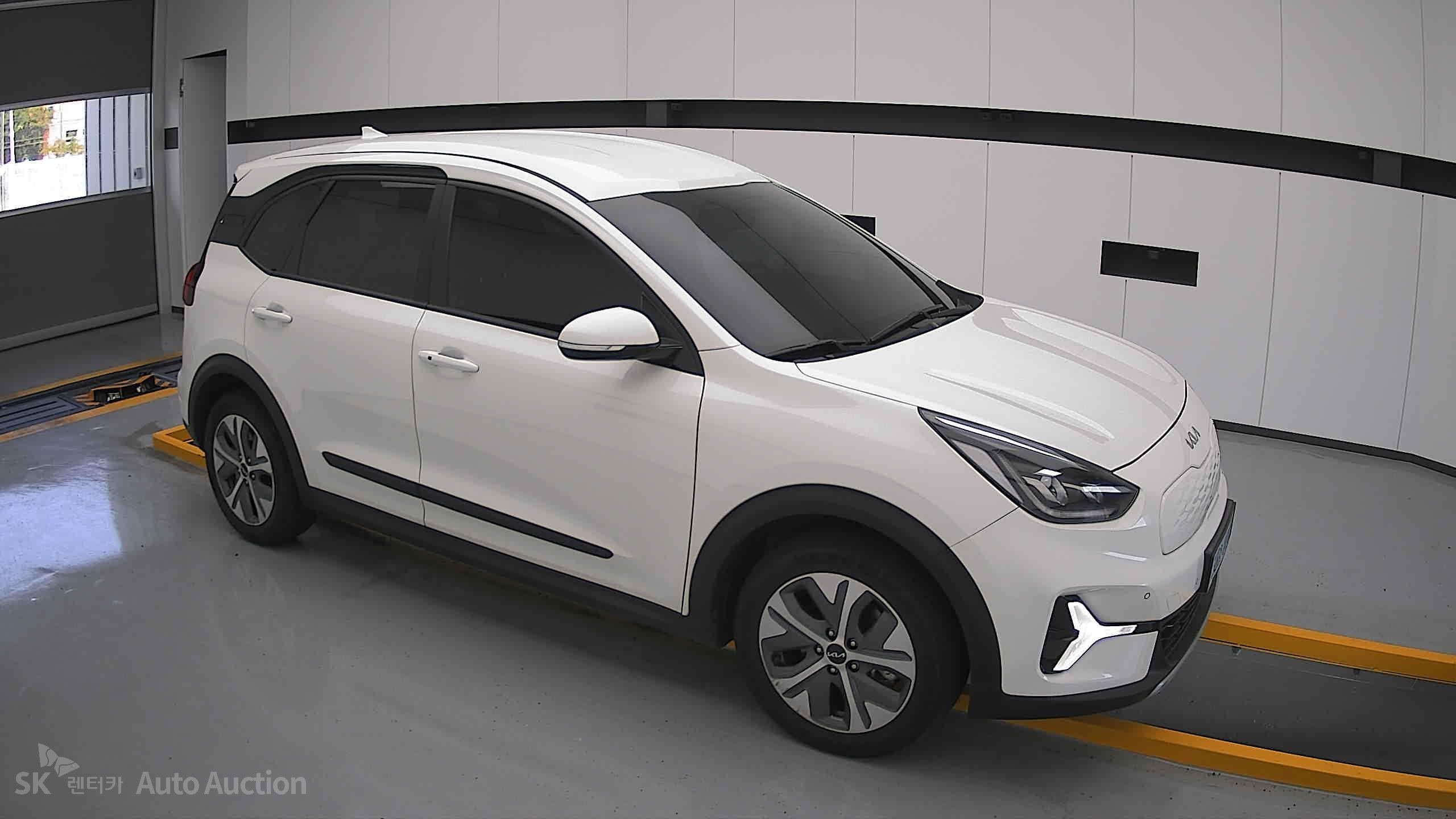 2023 - kia niro