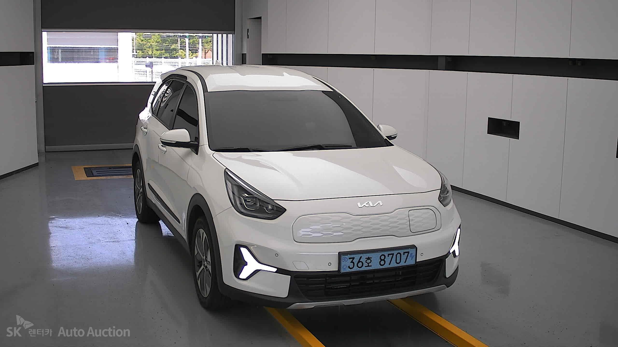 2023 - kia niro