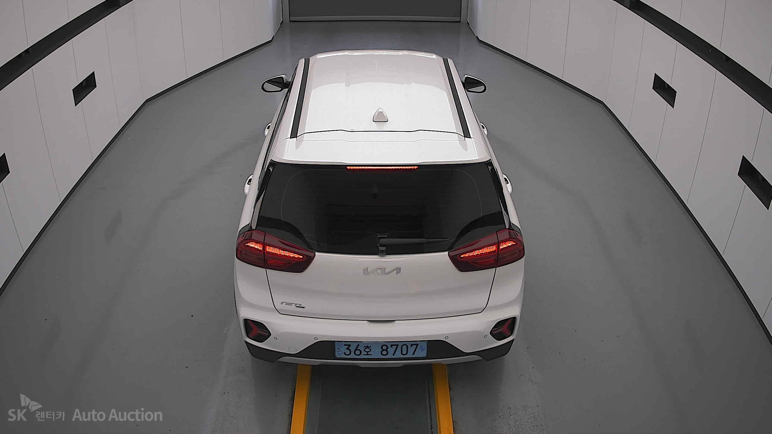2023 - kia niro