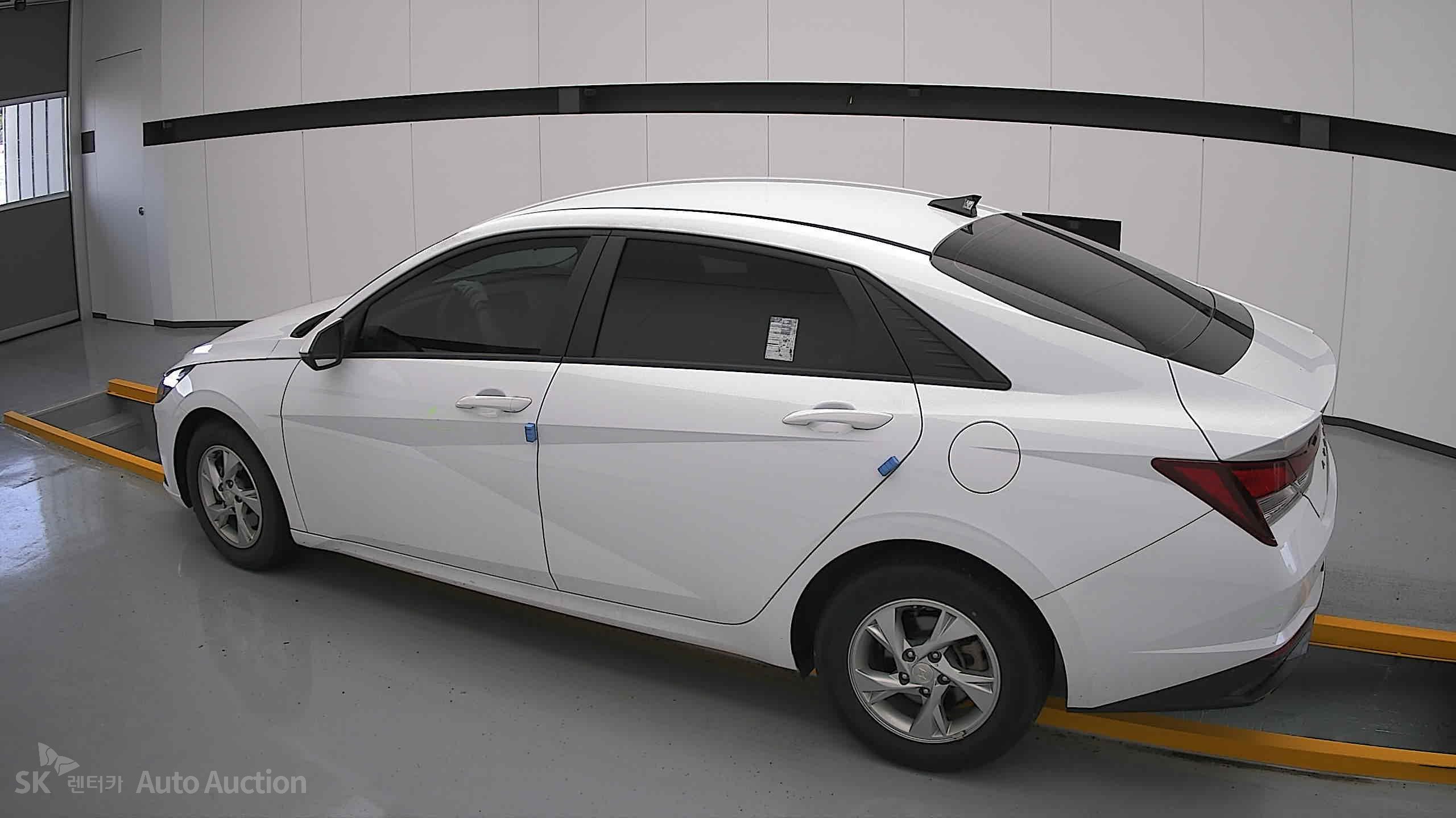 2023 - hyundai avante