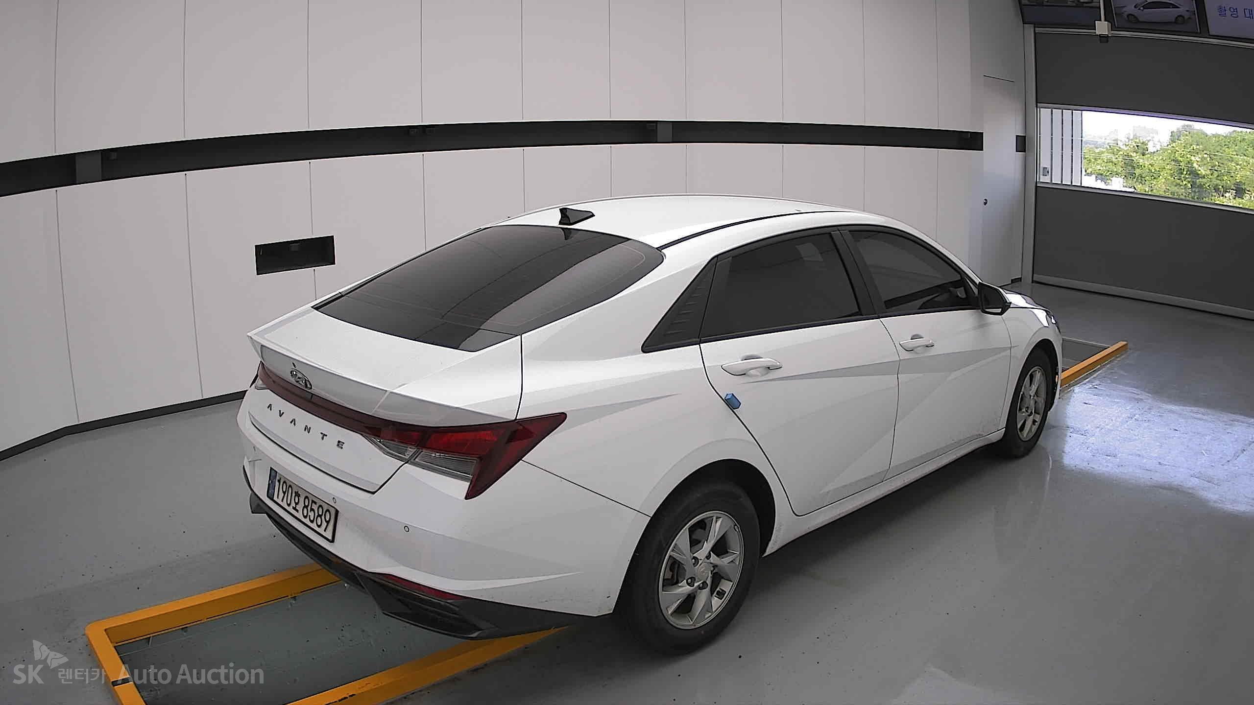 2023 - hyundai avante