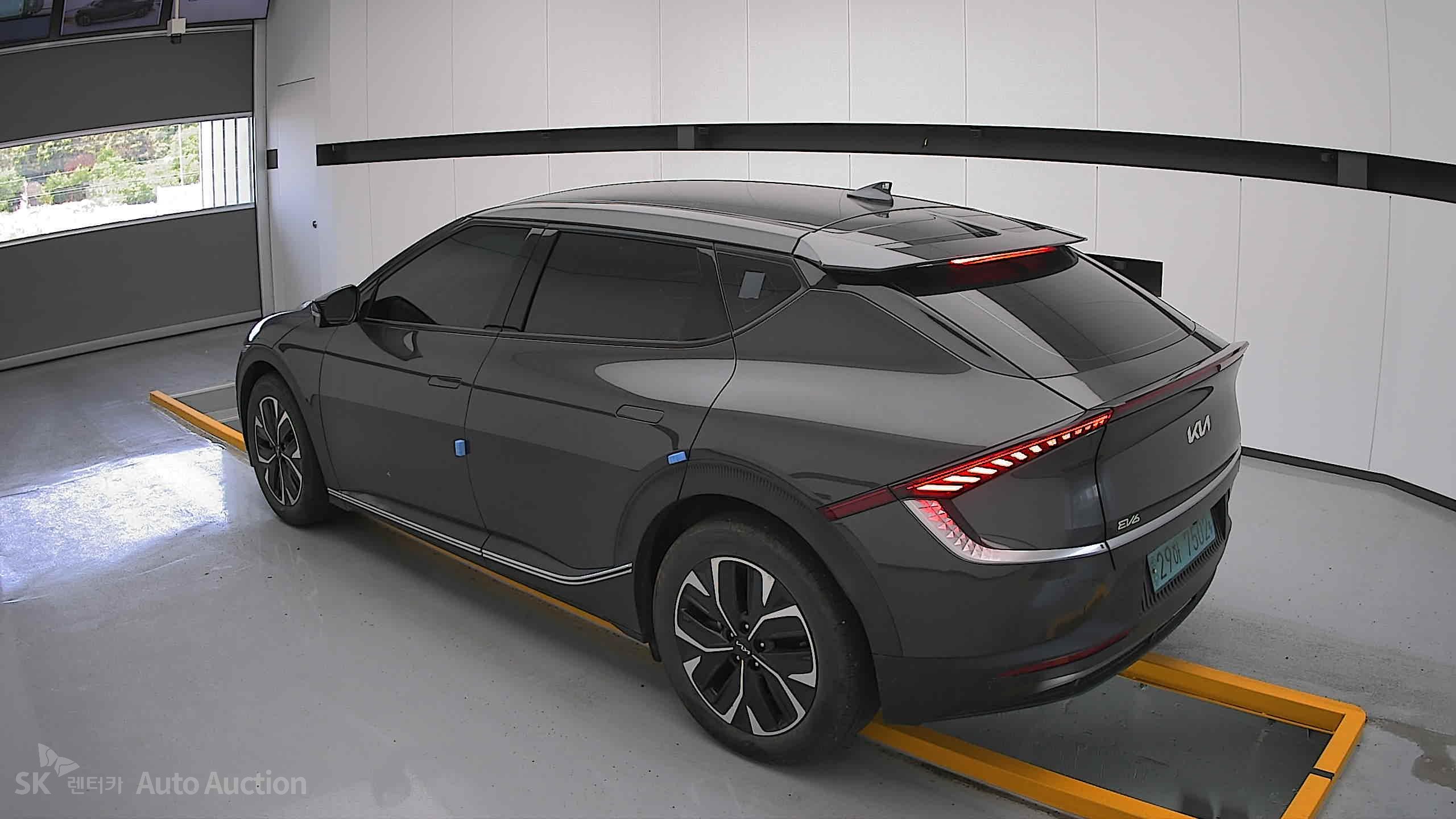 2022 - kia ev6