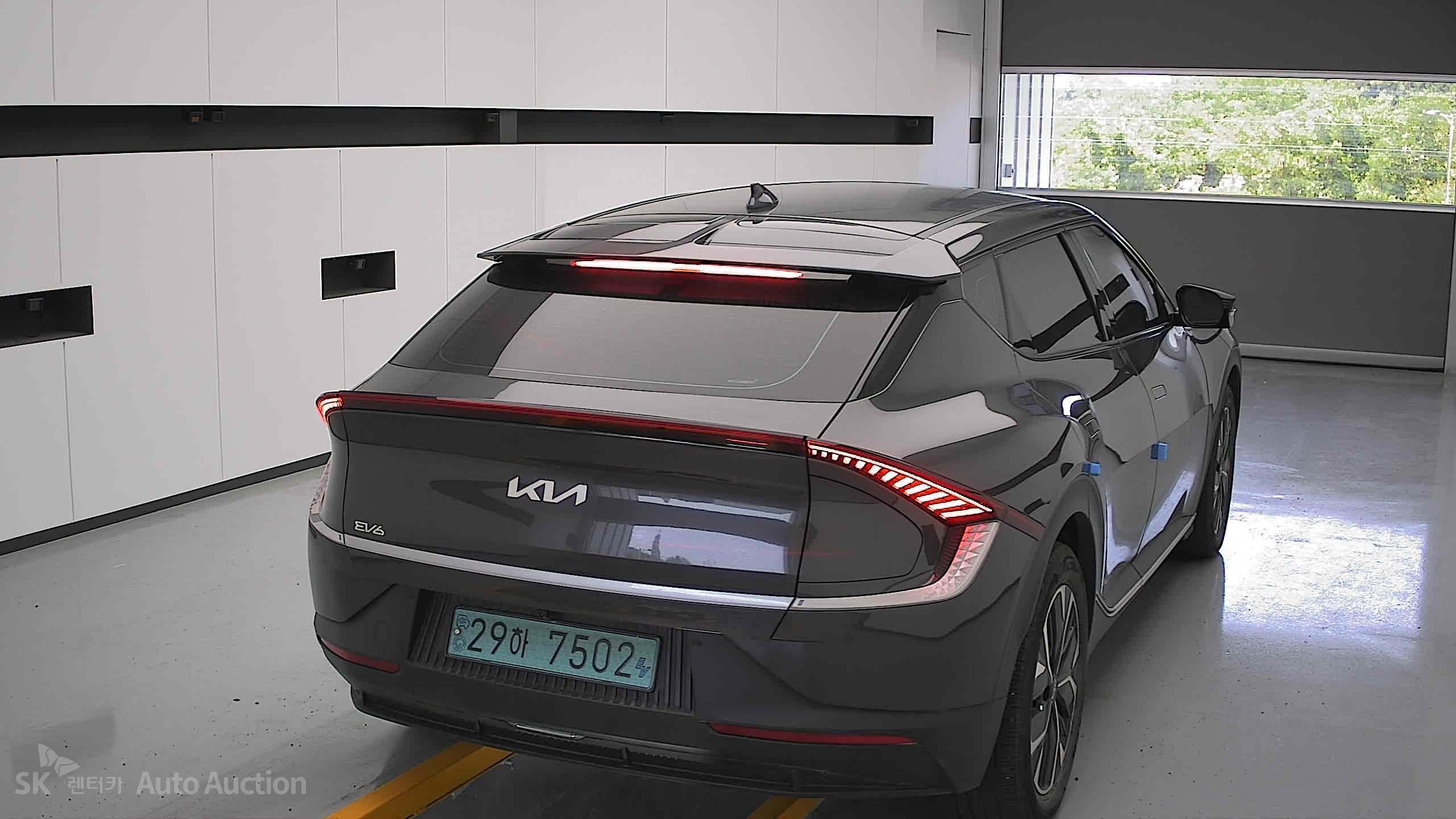 2022 - kia ev6