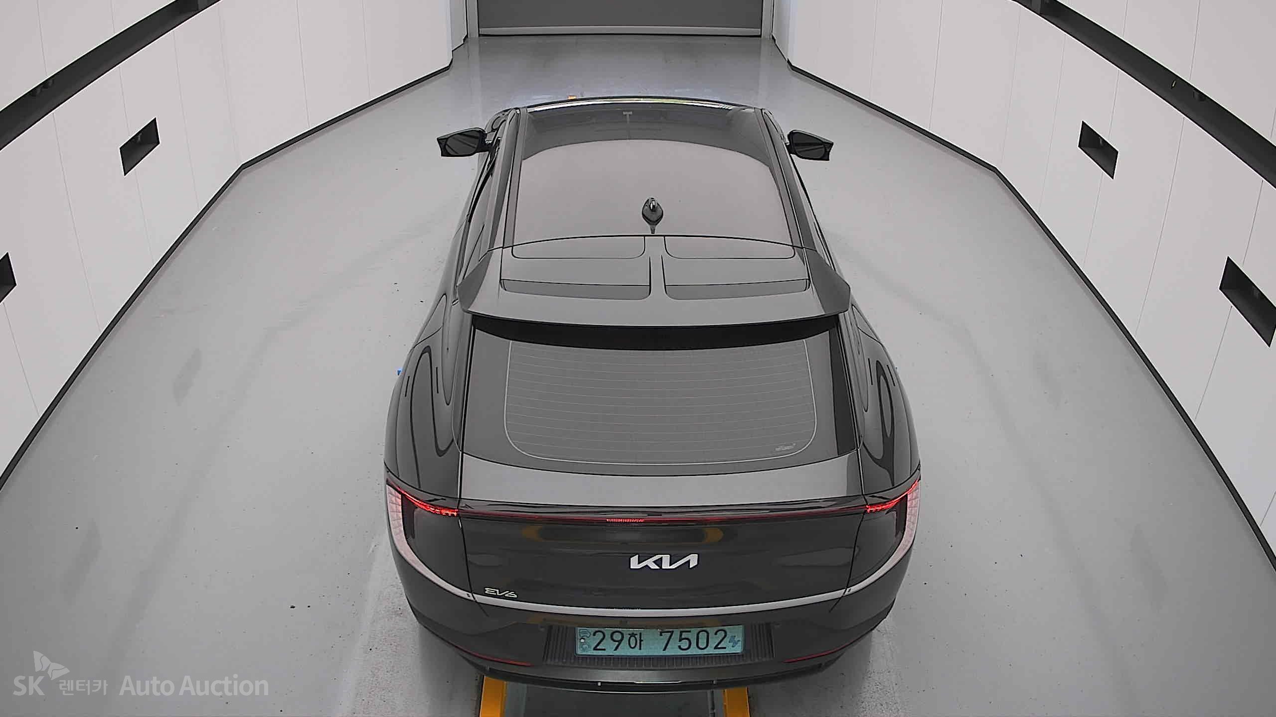 2022 - kia ev6