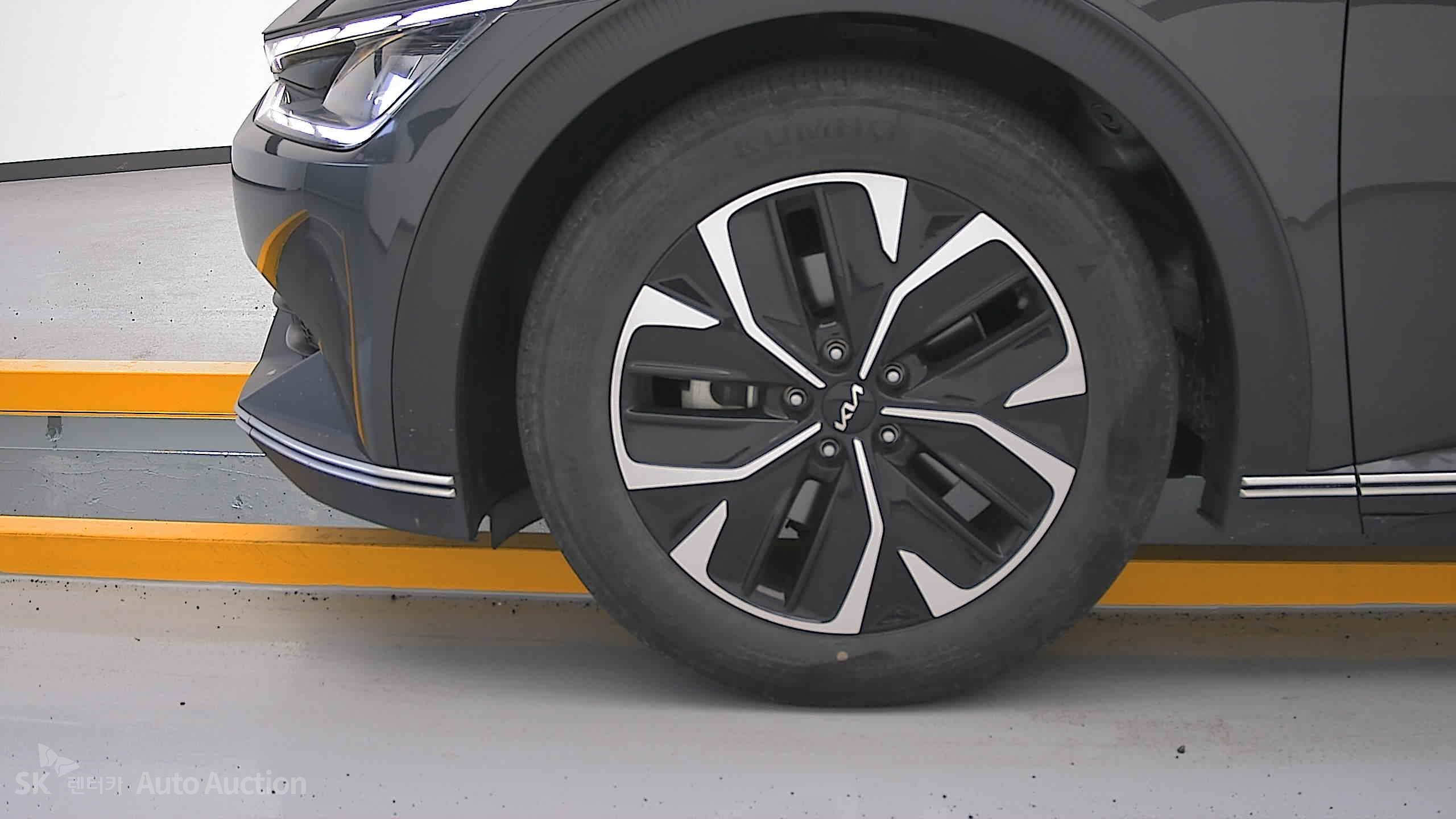 2022 - kia ev6