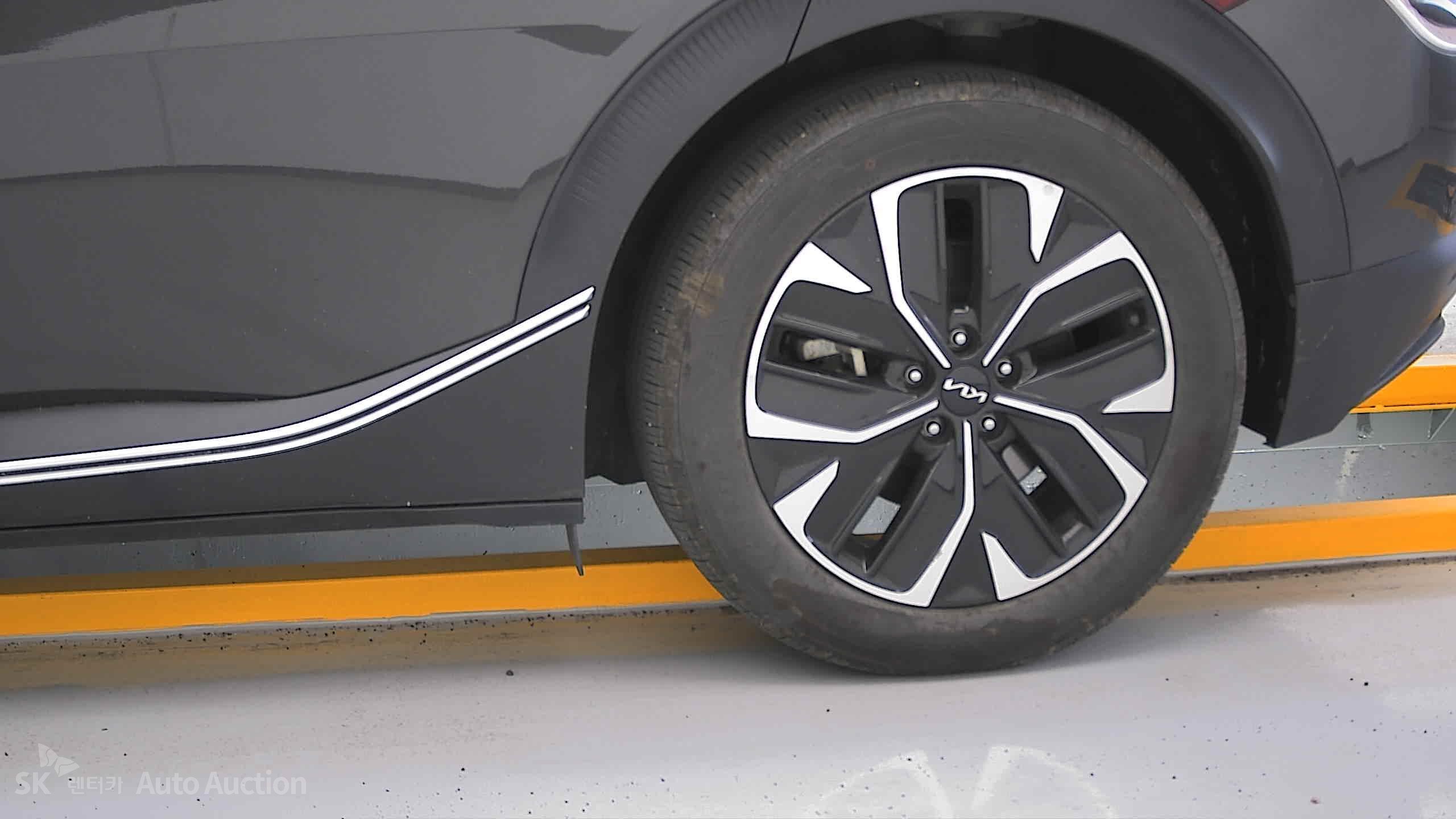 2022 - kia ev6