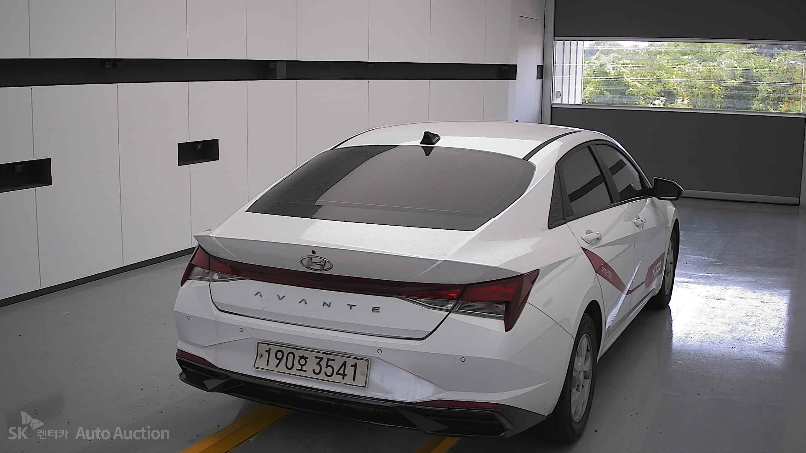 2022 - hyundai avante