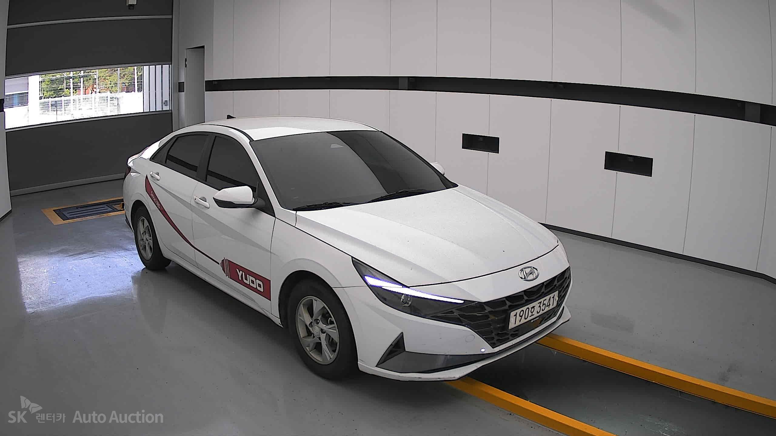 2022 - hyundai avante