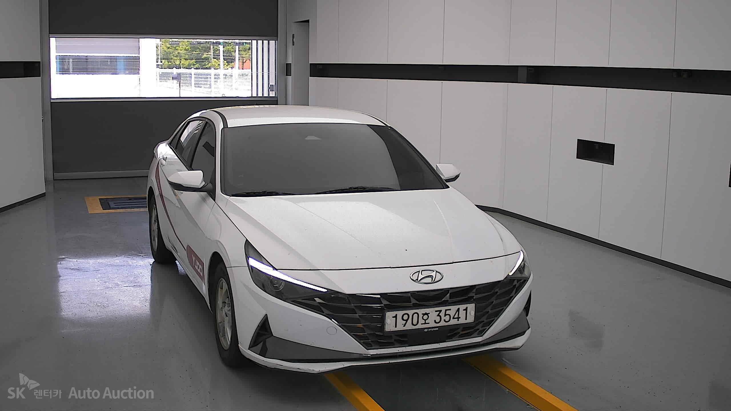 2022 - hyundai avante
