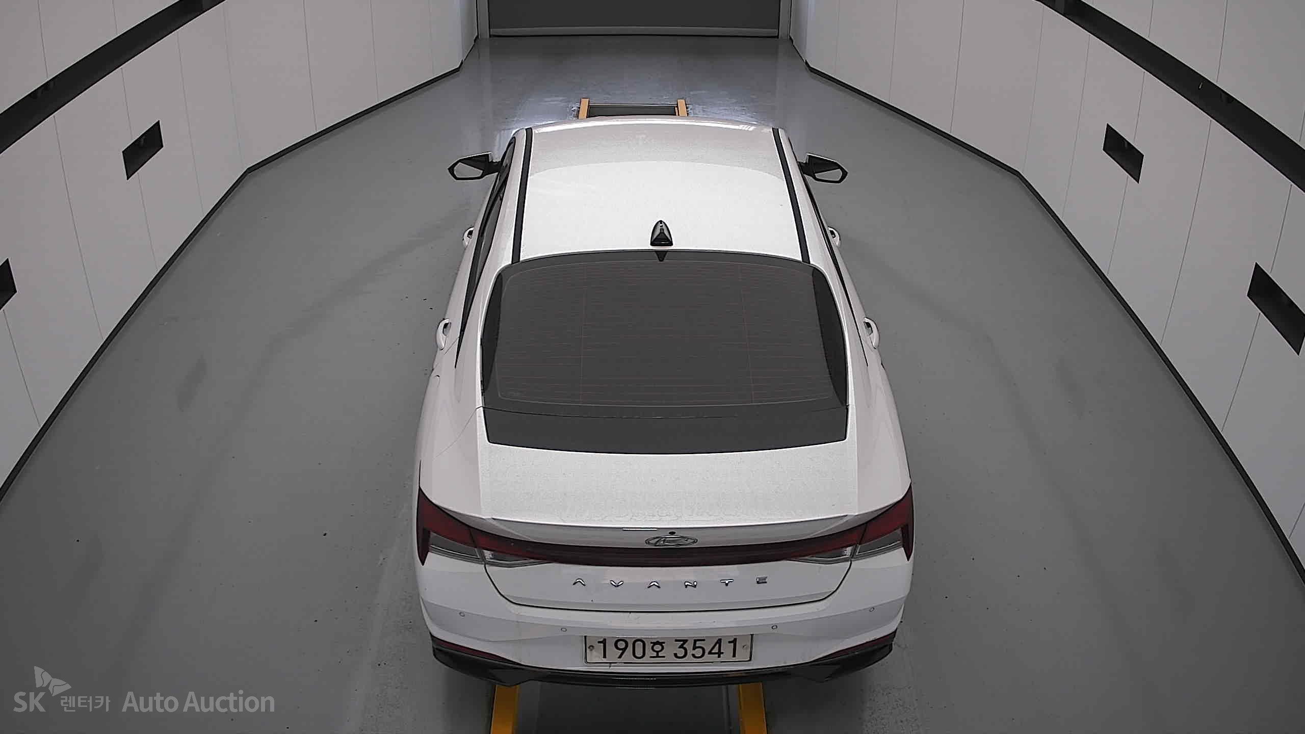 2022 - hyundai avante