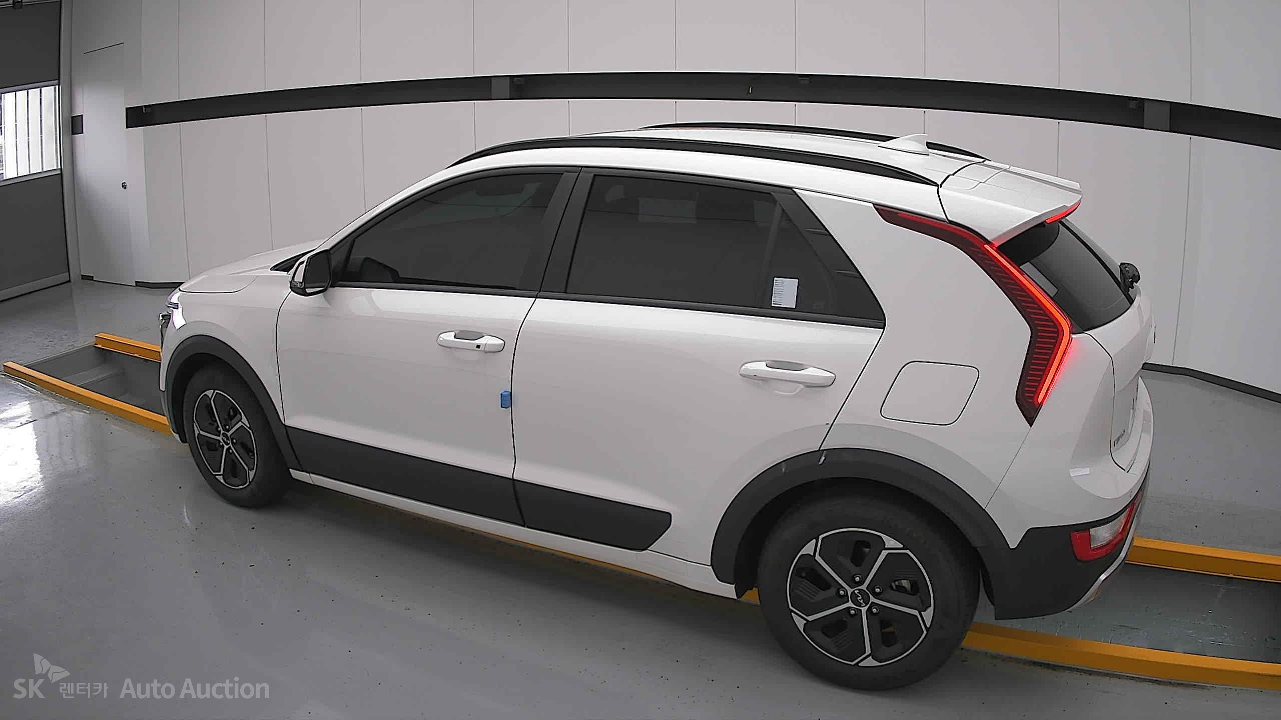 2022 - kia all-new niro