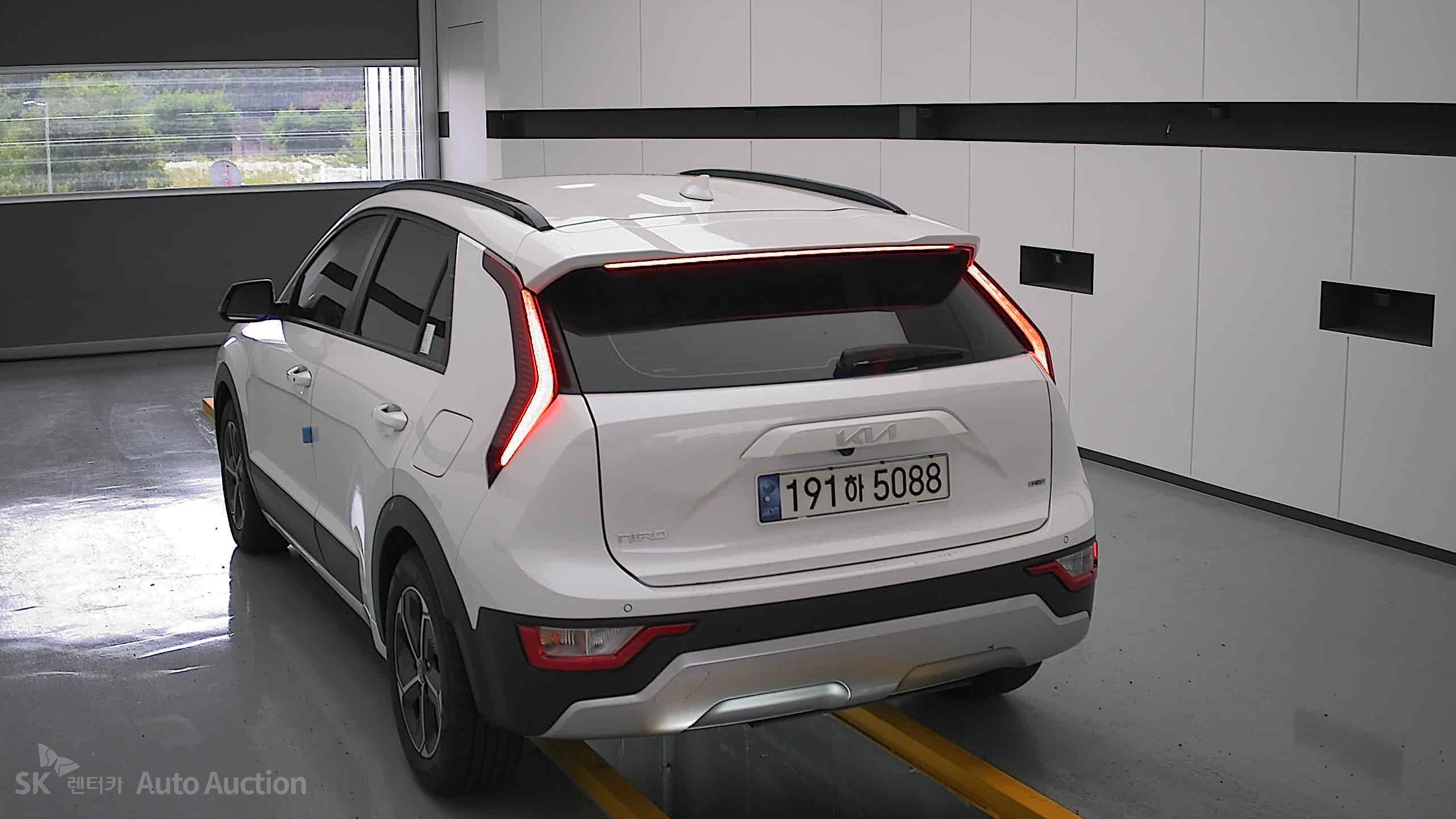 2022 - kia all-new niro