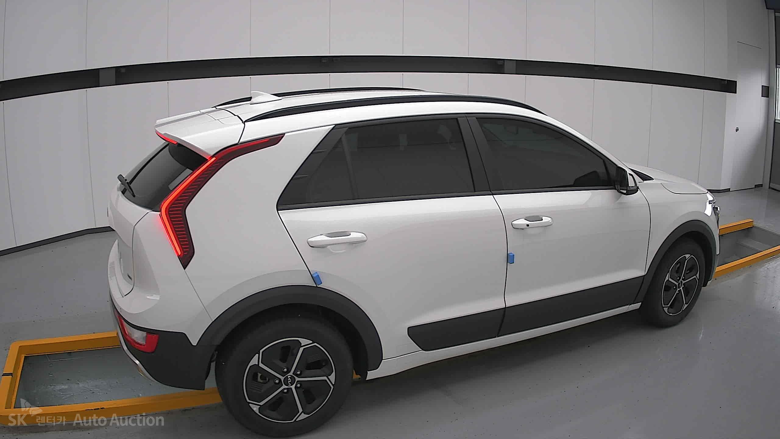 2022 - kia all-new niro