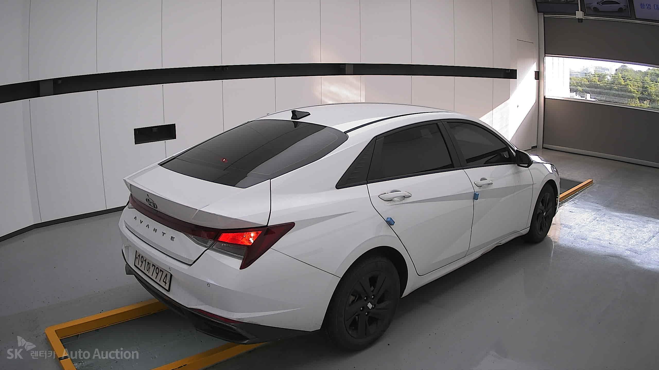2023 - hyundai avante