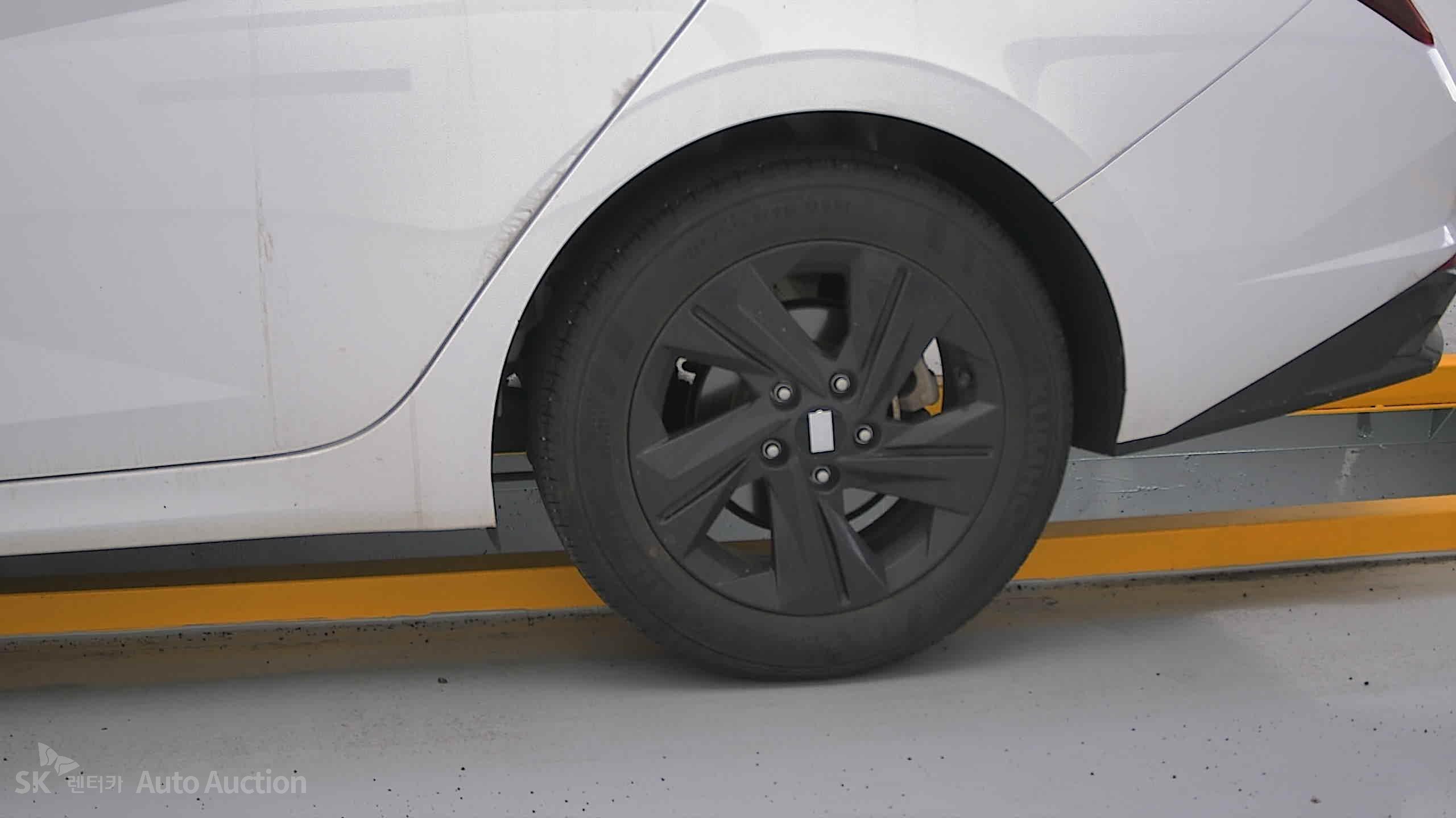 2023 - hyundai avante