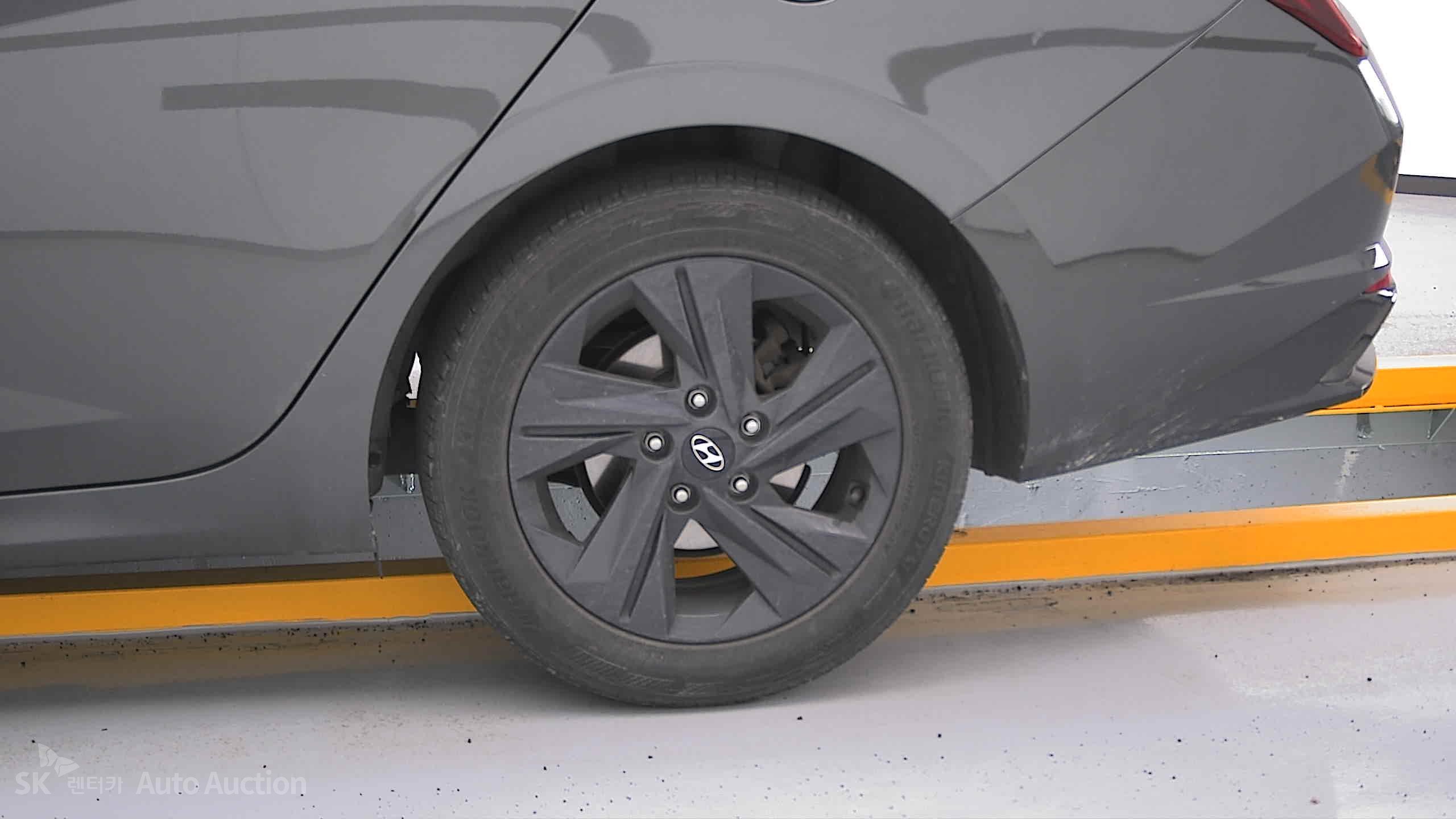 2023 - hyundai avante