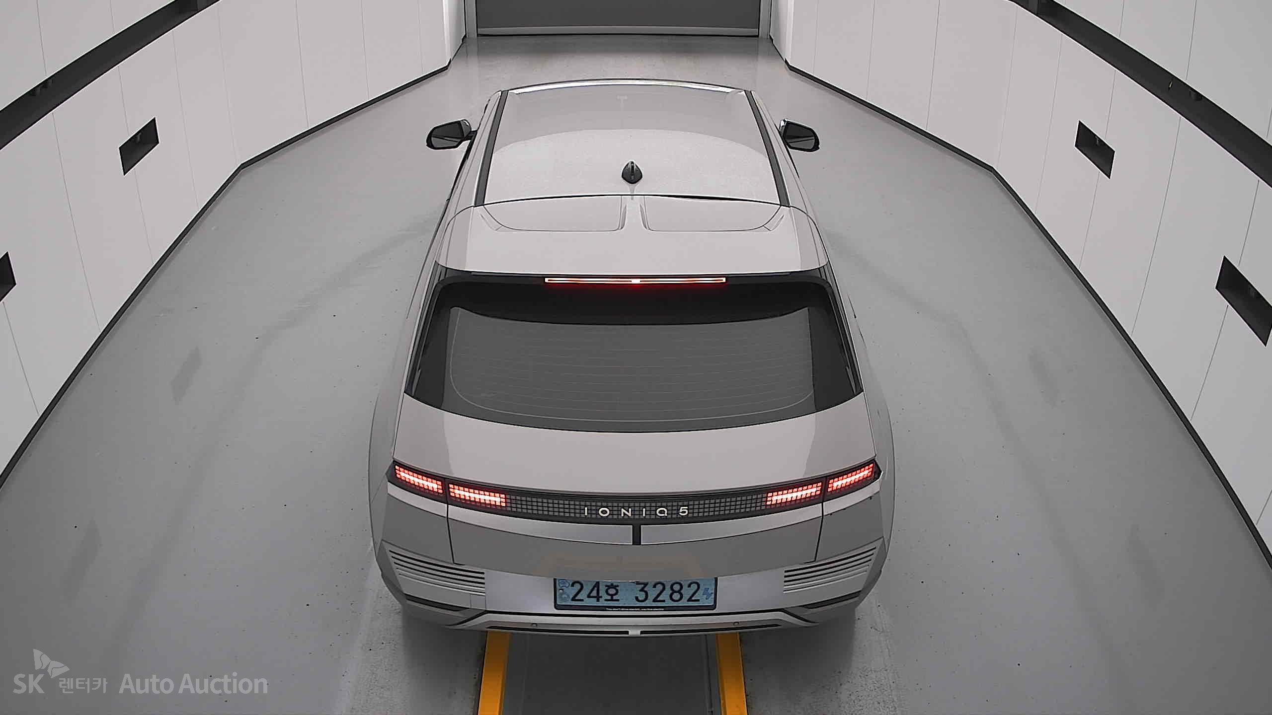 2022 - hyundai ioniq