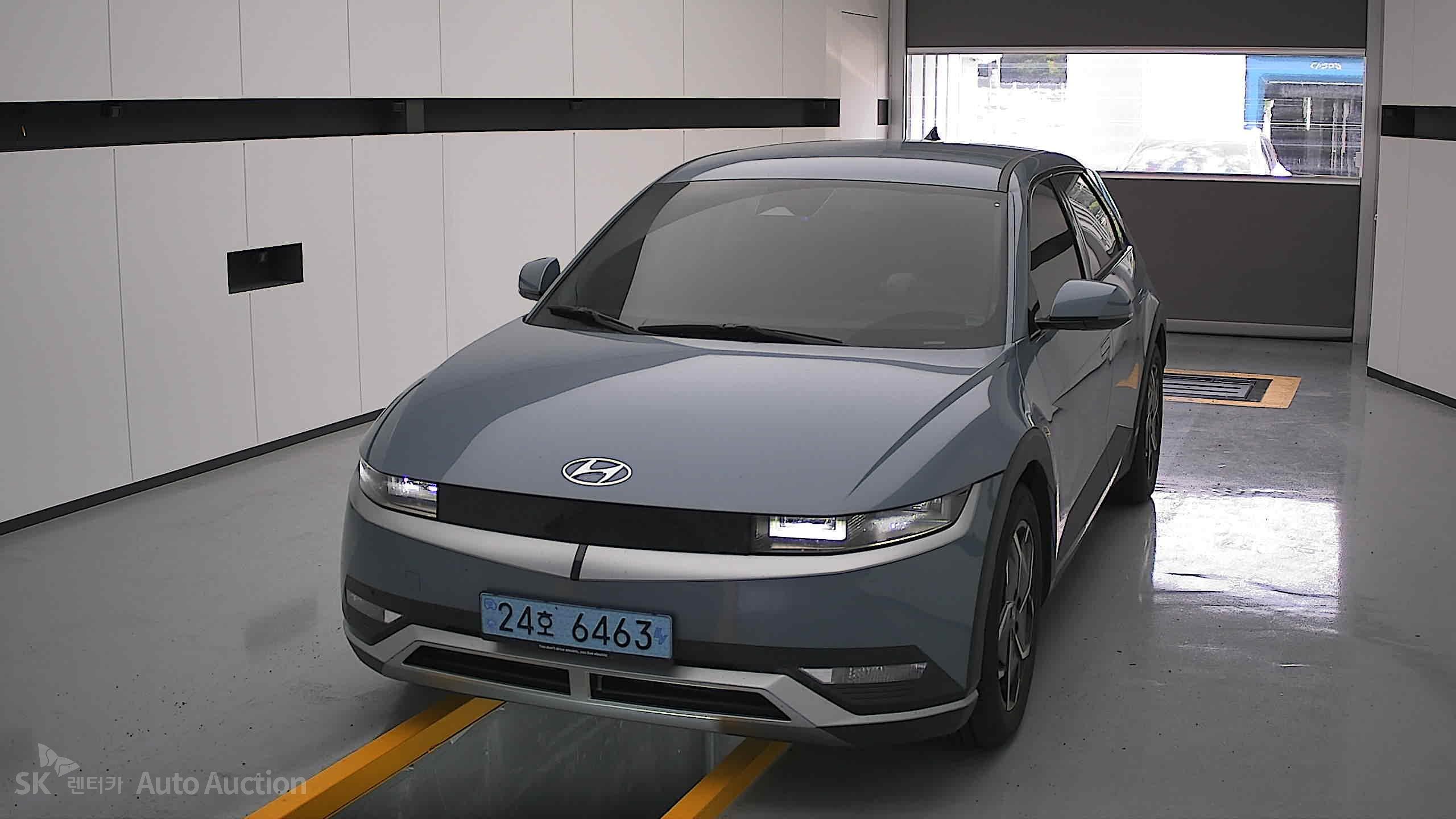 2022 - hyundai ioniq