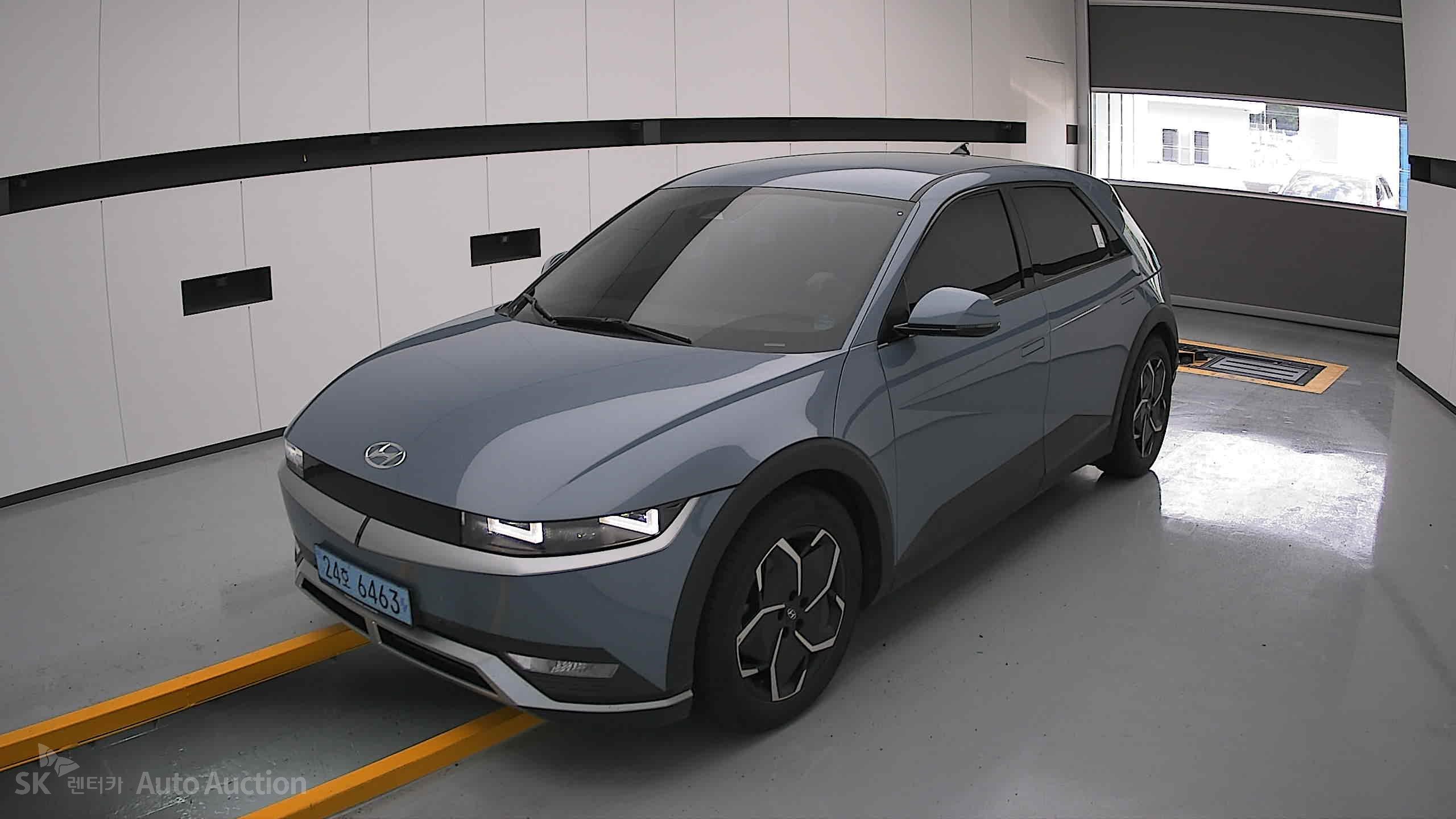 2022 - hyundai ioniq