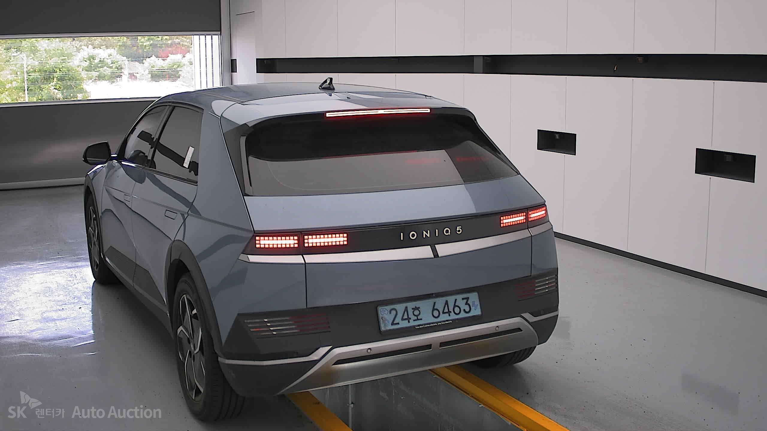 2022 - hyundai ioniq