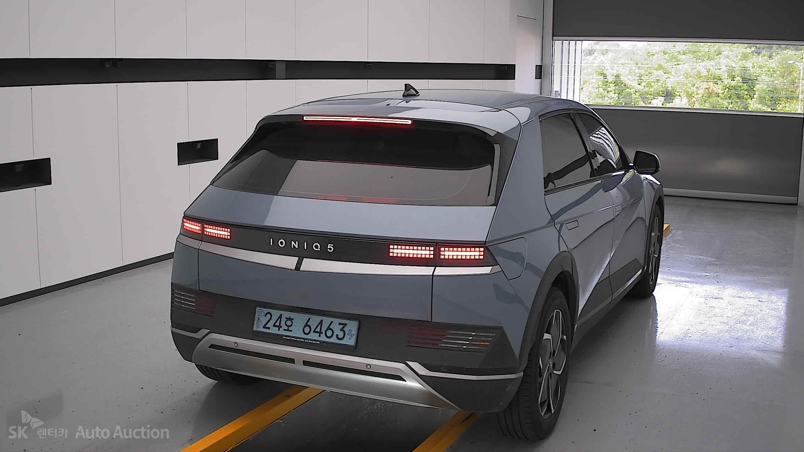 2022 - hyundai ioniq