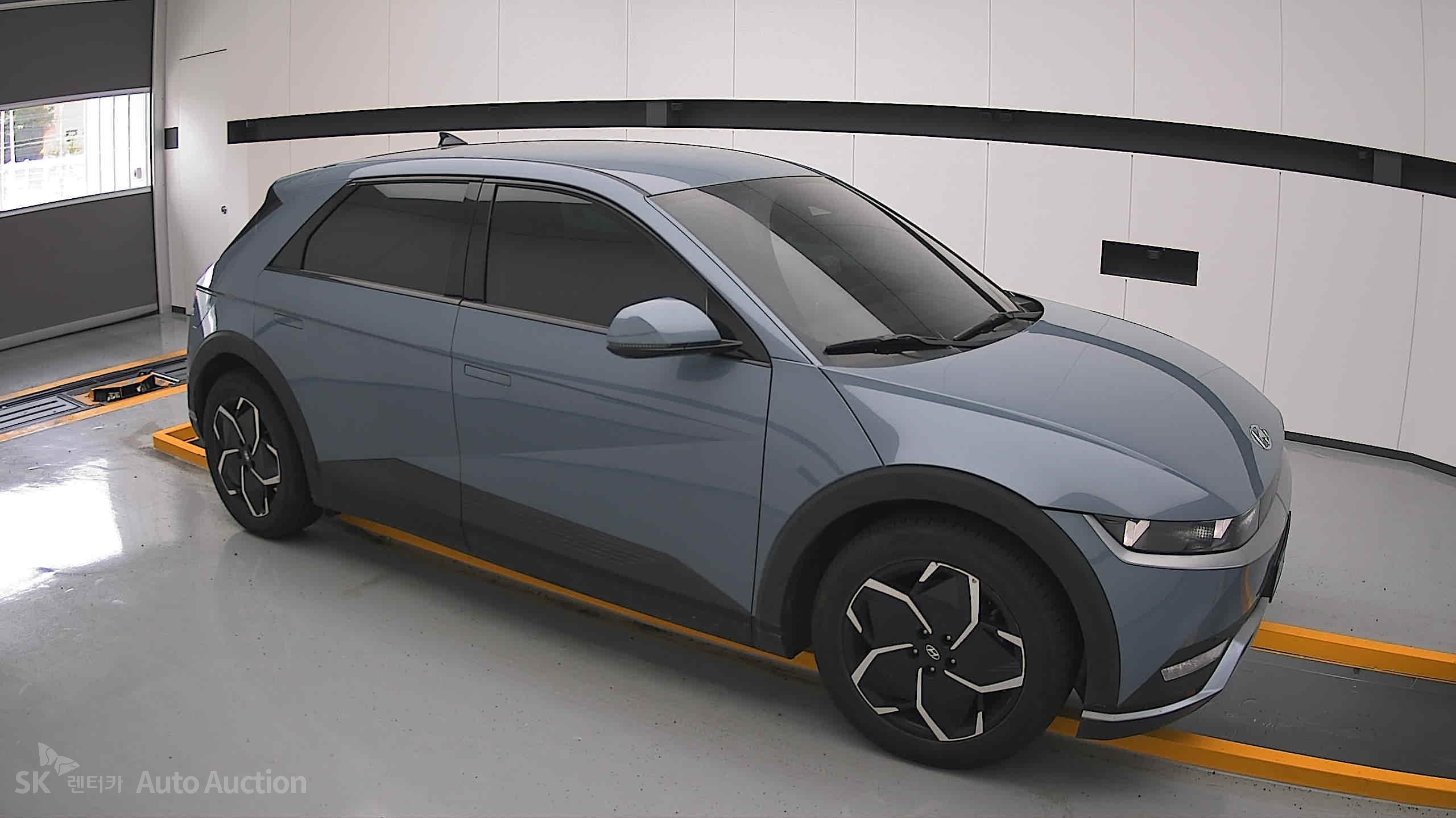 2022 - hyundai ioniq