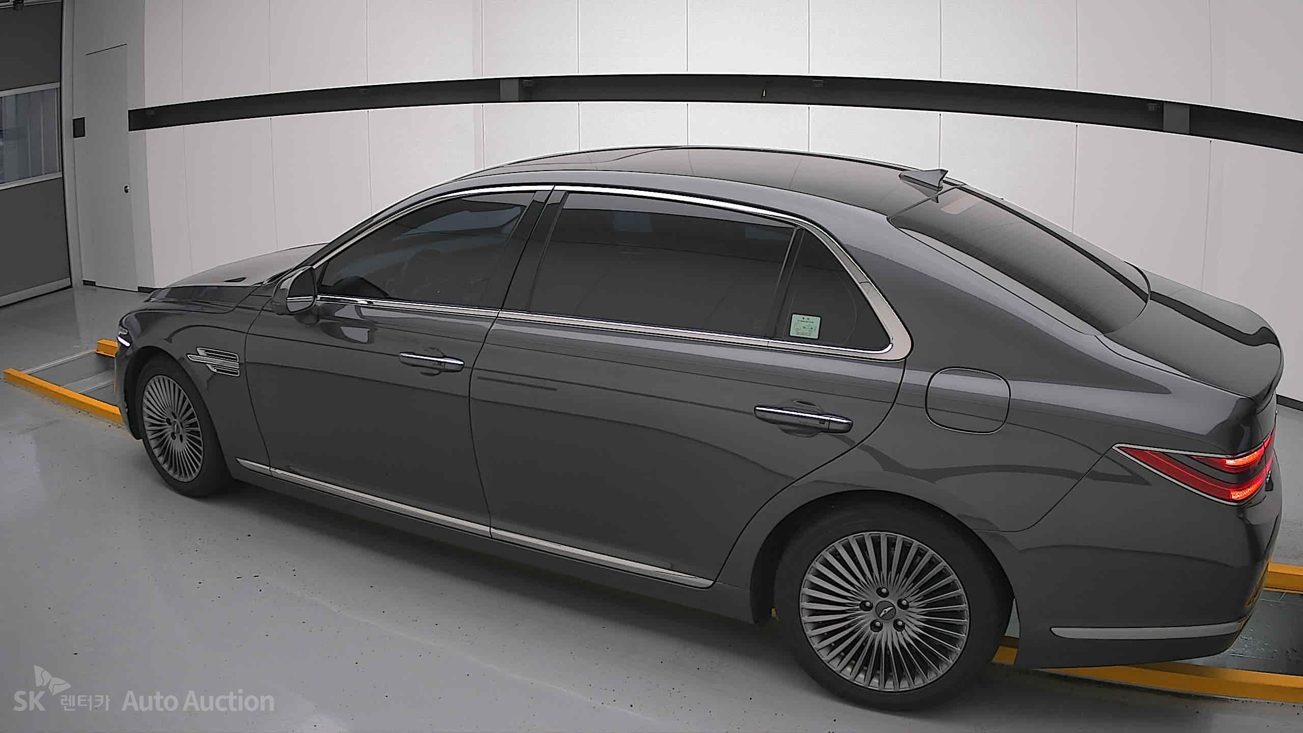 2020 - genesis g90