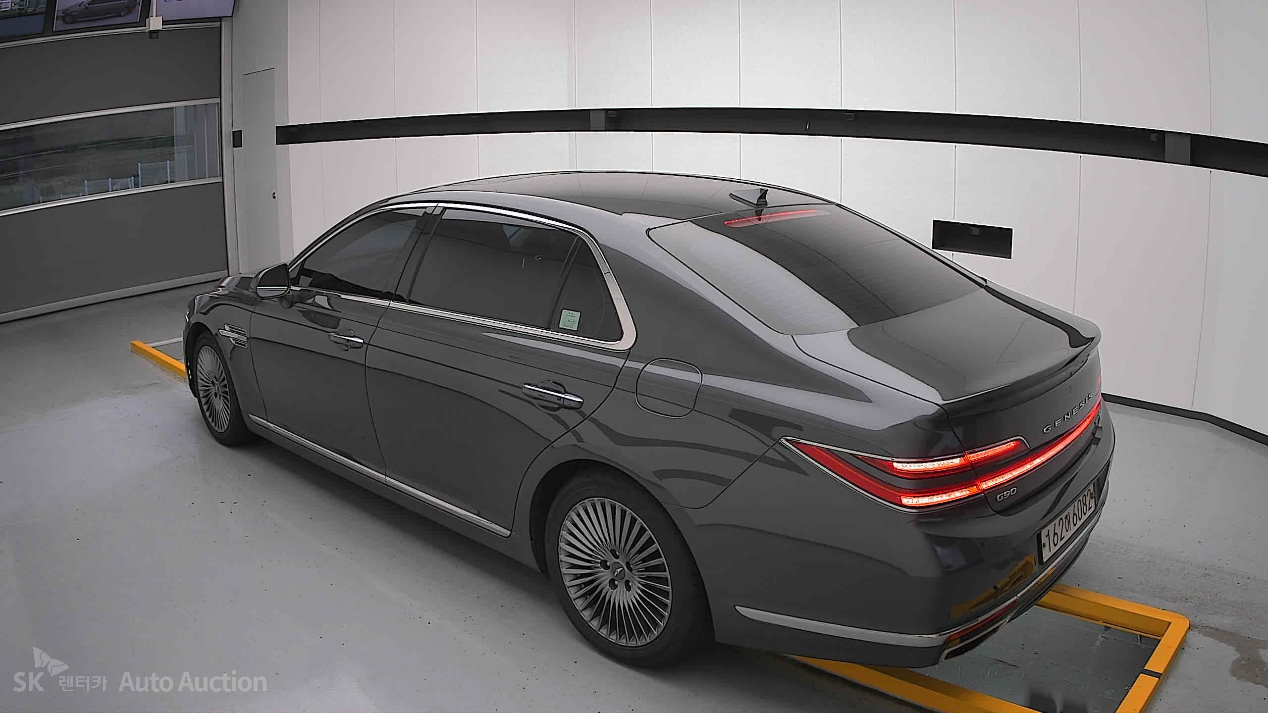 2020 - genesis g90