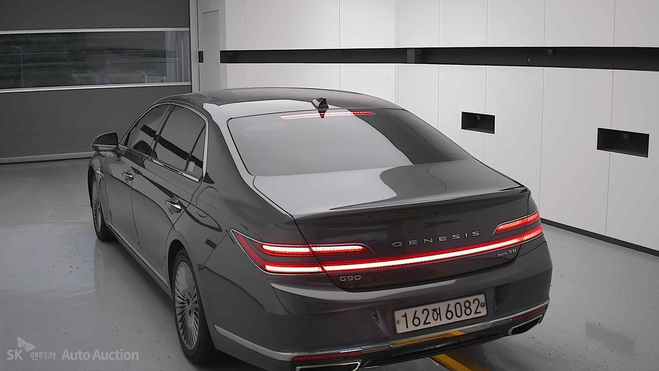 2020 - genesis g90