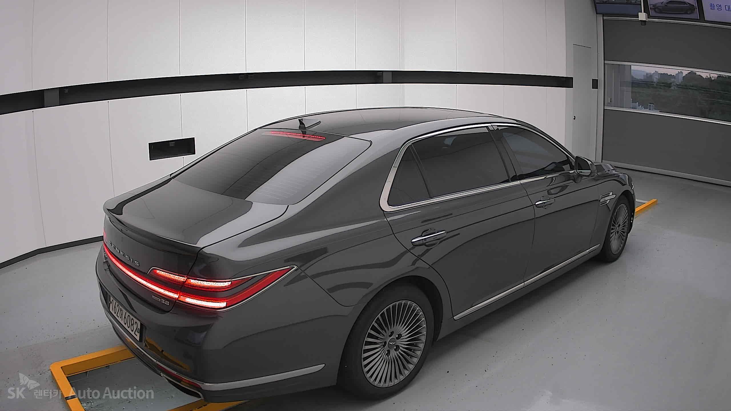 2020 - genesis g90