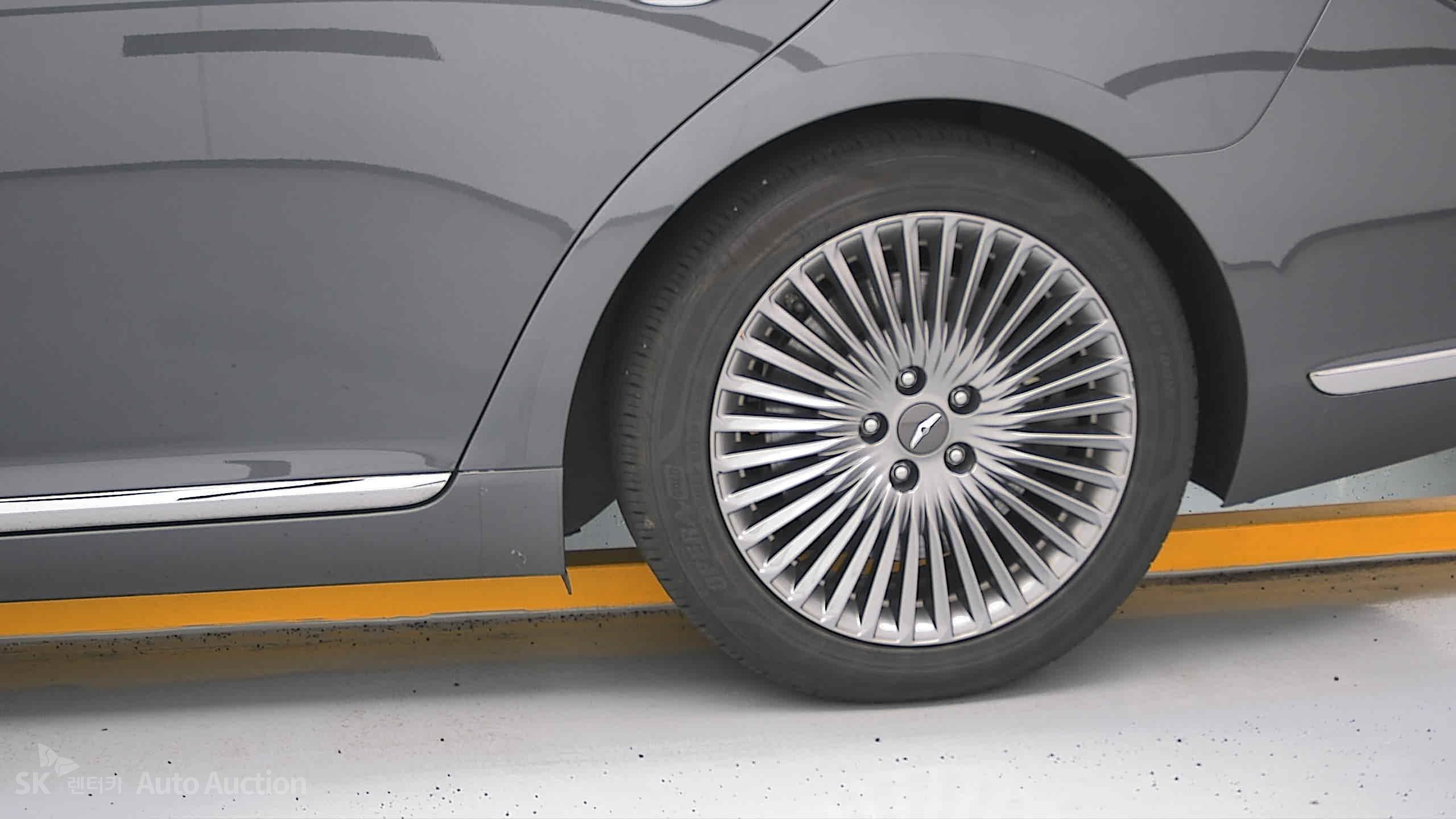 2020 - genesis g90