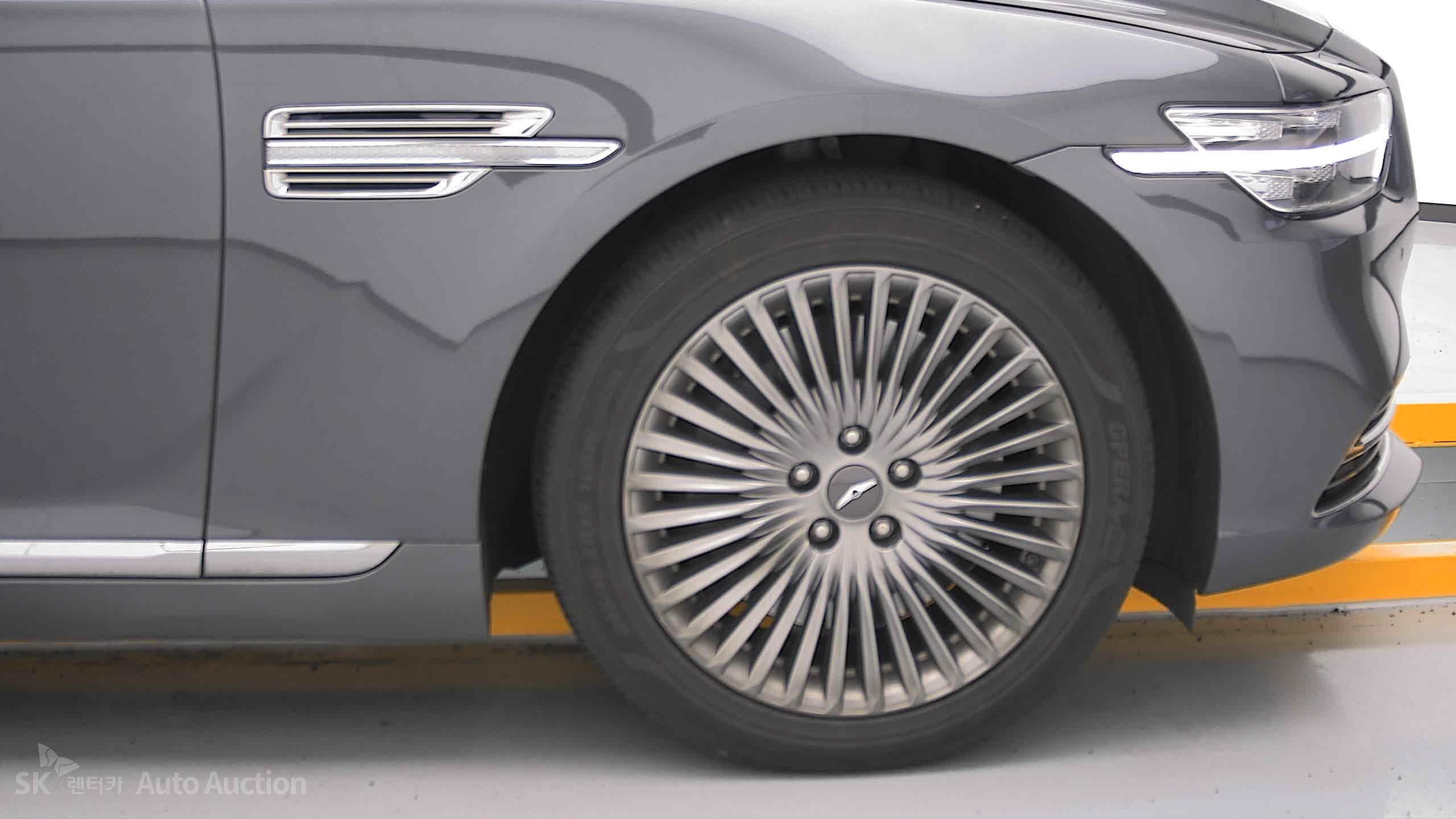 2020 - genesis g90