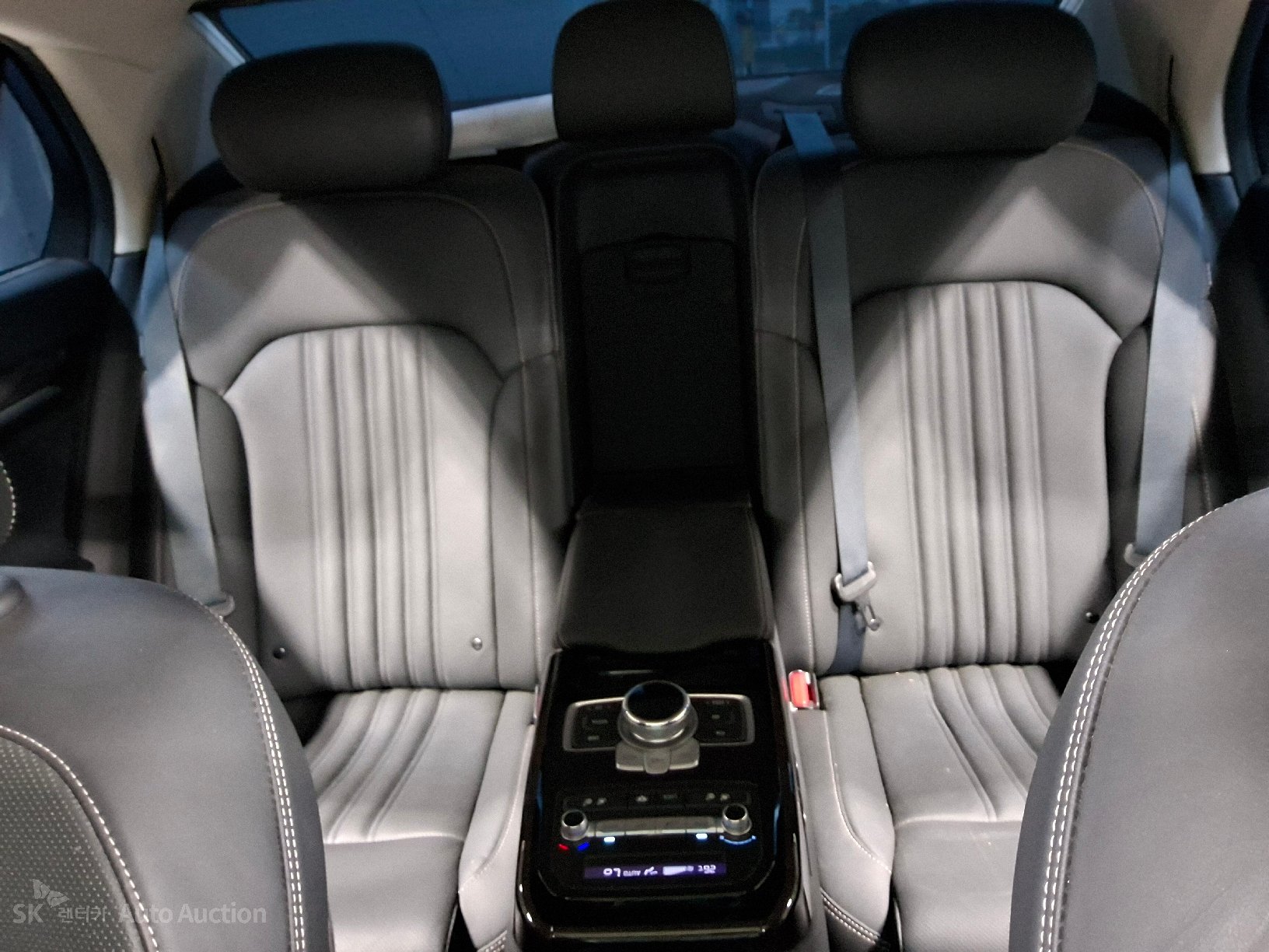 2020 - genesis g90