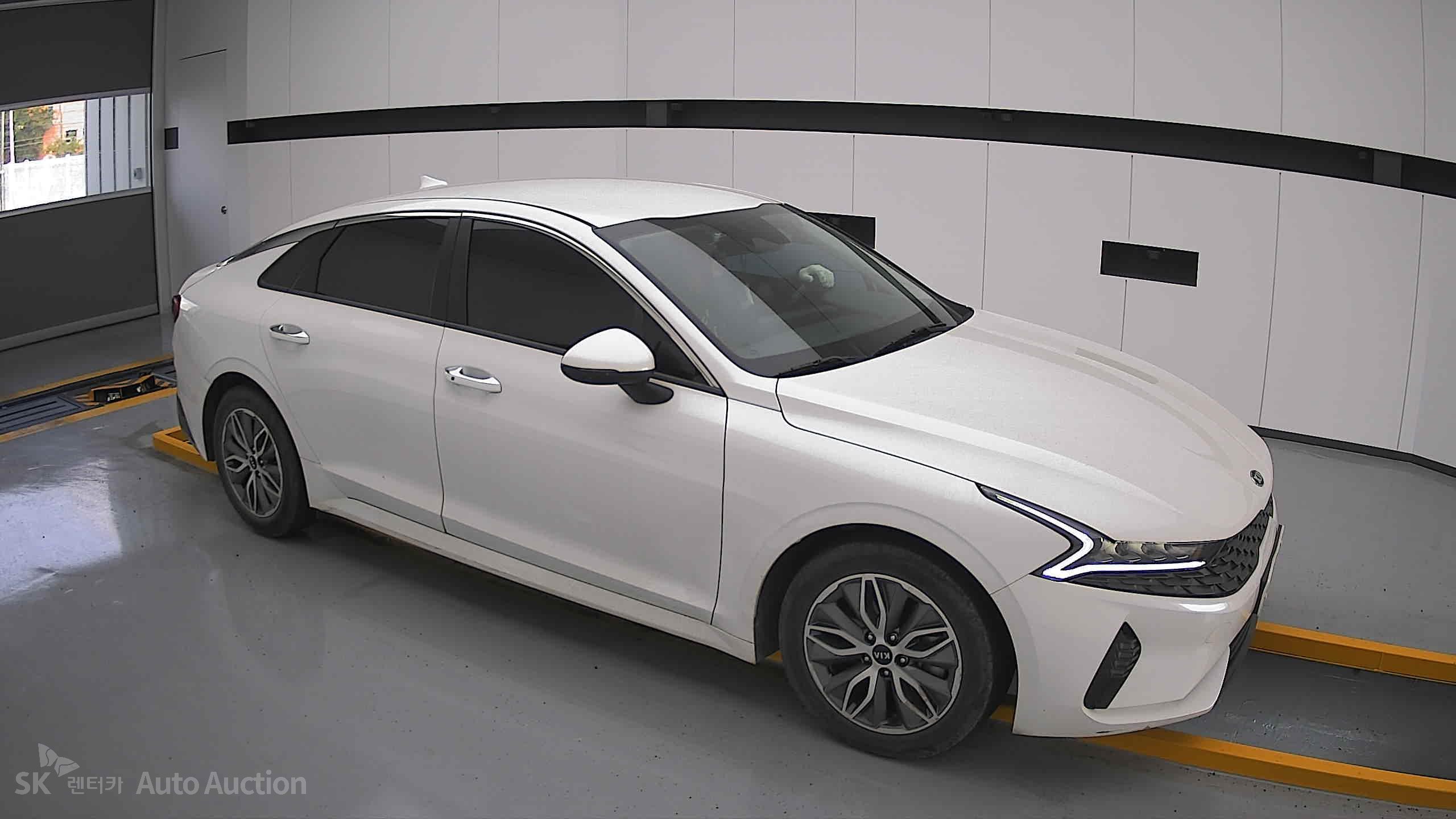2021 - kia k5