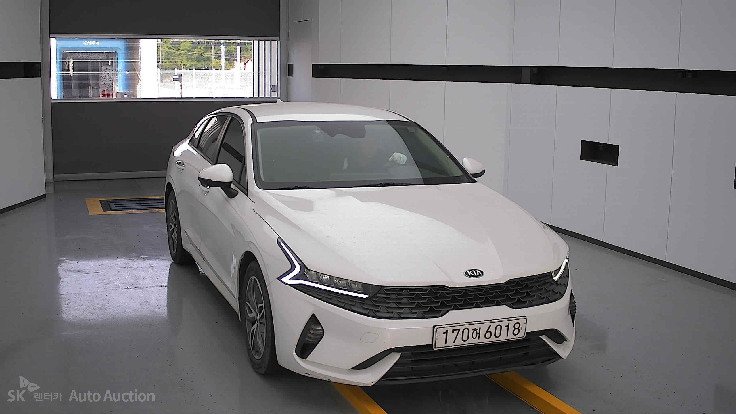 2021 - kia k5