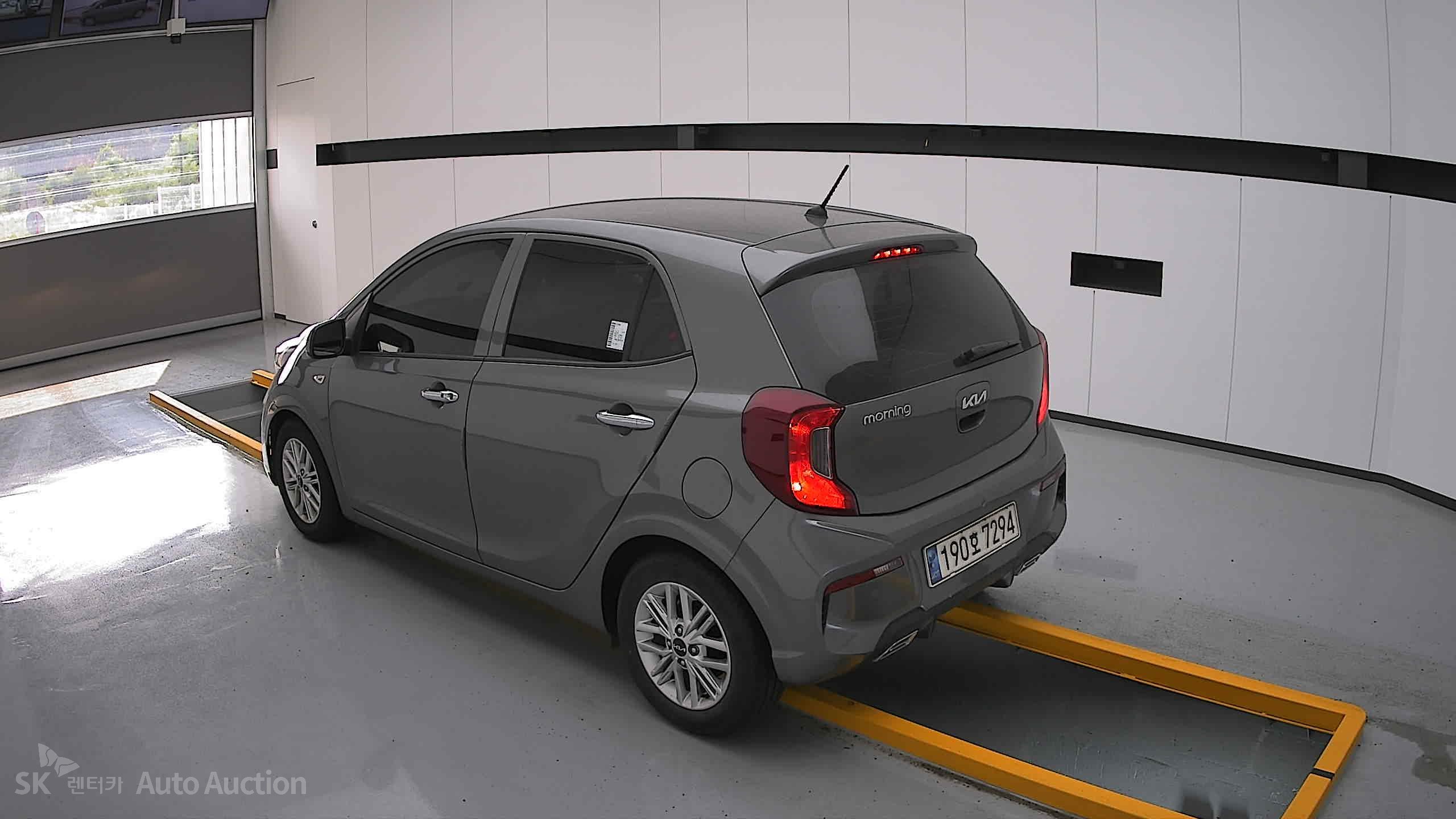 2022 - kia morning